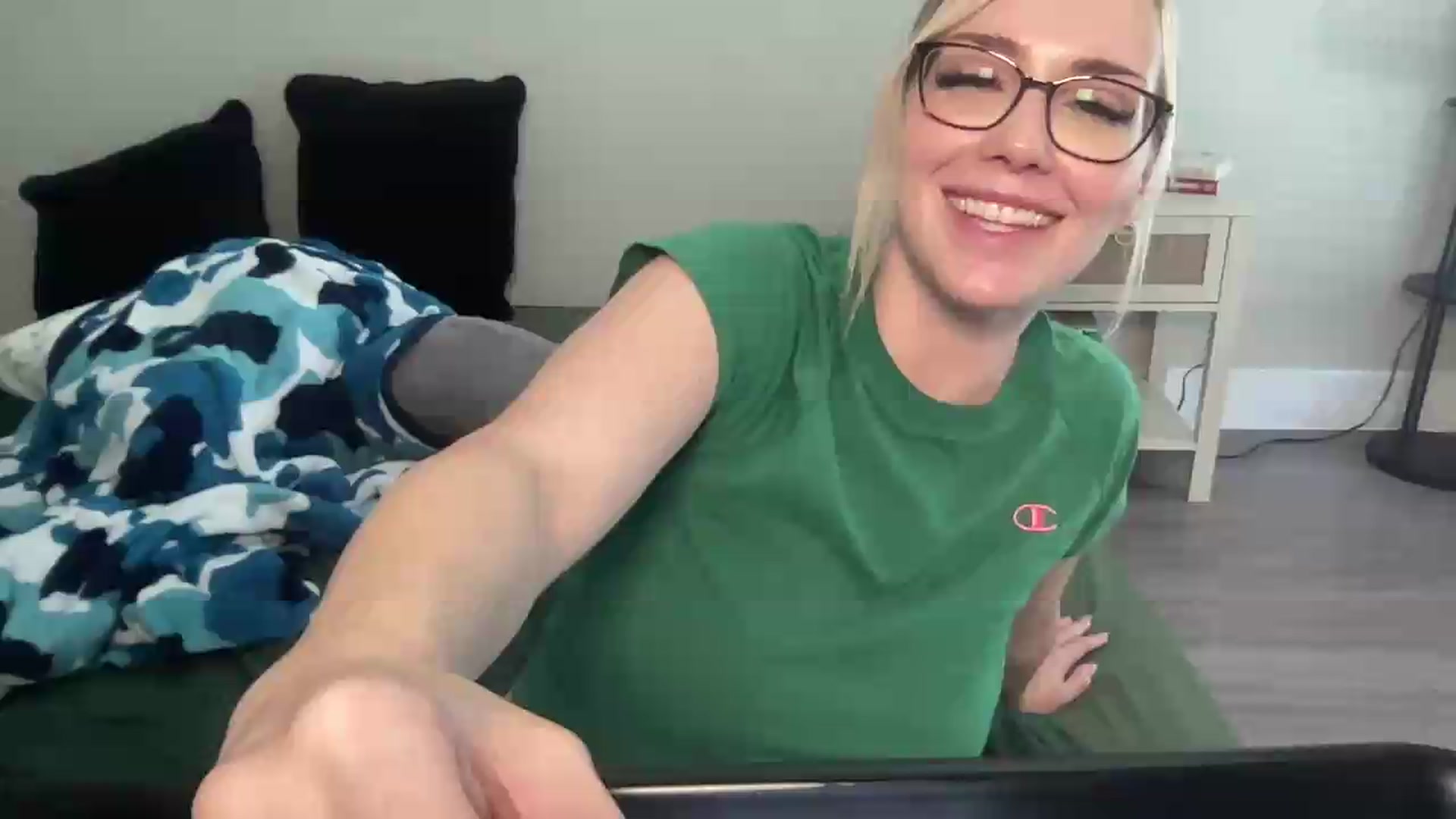 Gallery image thumbnail from AshleyMarina's myfreecams stream on, 09/10/2026, 19:26 image 10 of 20