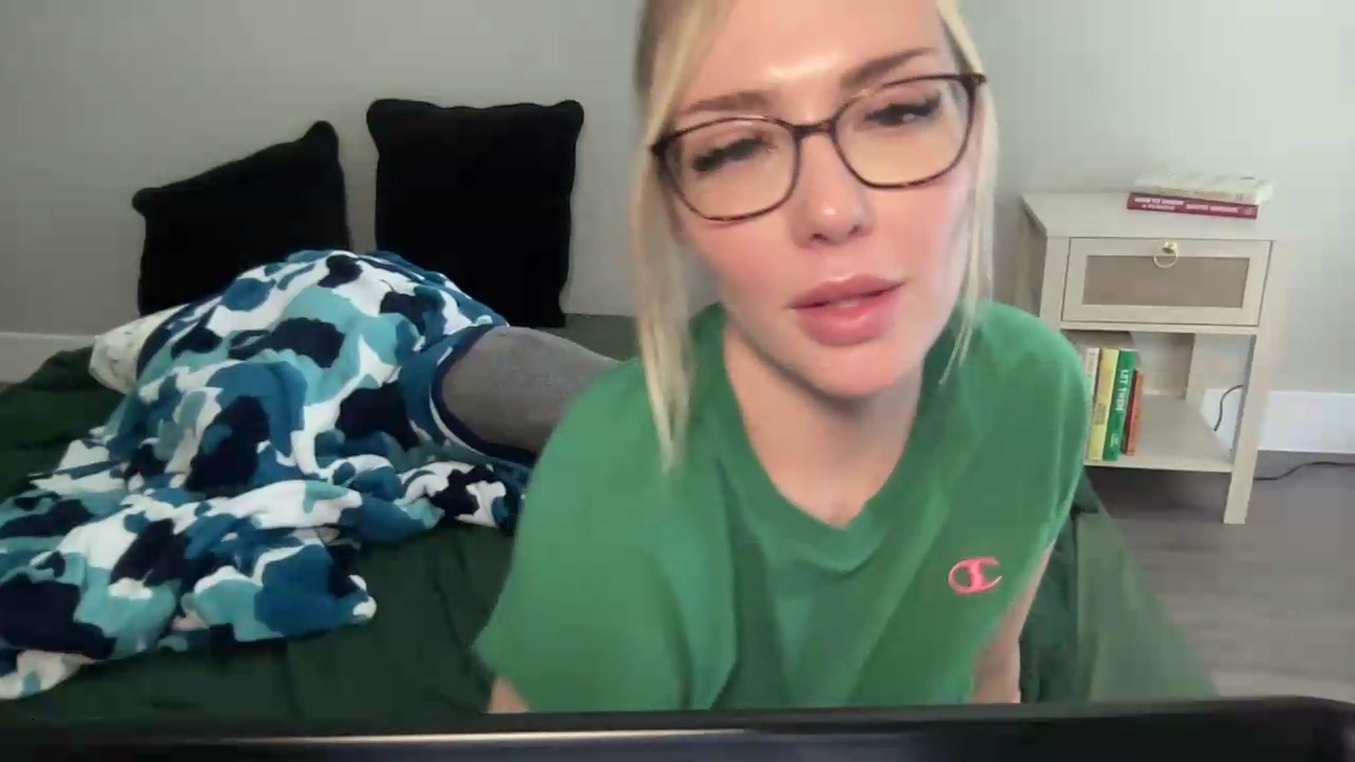 Gallery image thumbnail from AshleyMarina's myfreecams stream on, 09/10/2026, 19:26 image 6 of 20