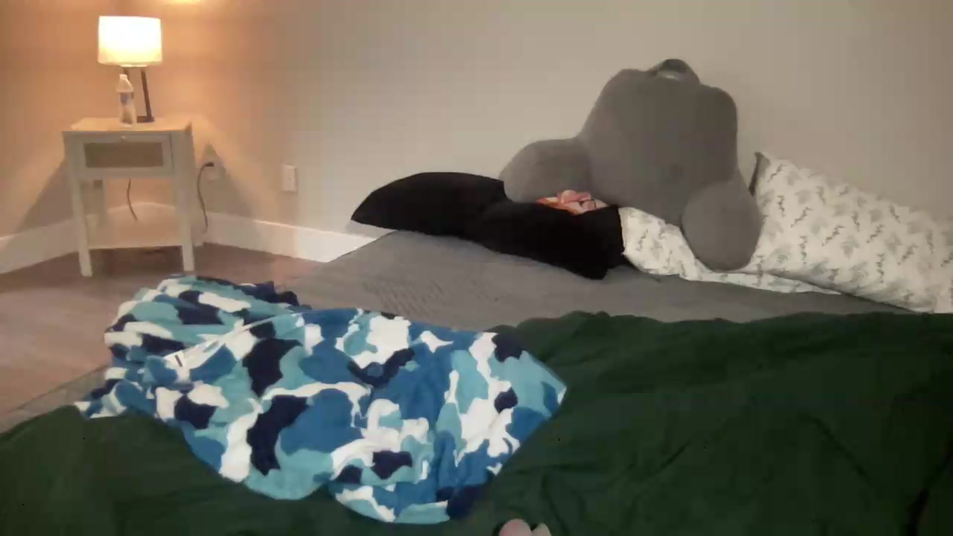 Gallery image thumbnail from AshleyMarina's myfreecams stream on, 09/14/2026, 06:33 image 16 of 20