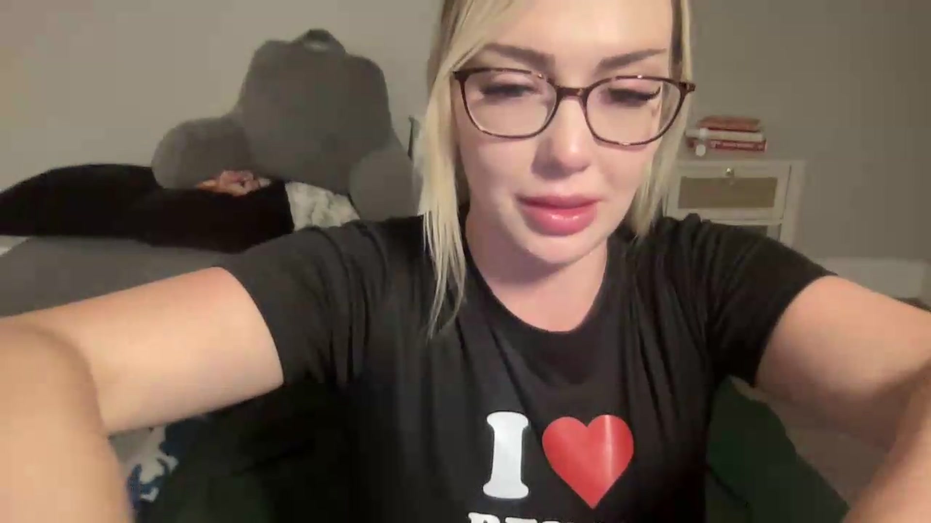 Gallery image thumbnail from AshleyMarina's myfreecams stream on, 09/14/2026, 06:33 image 2 of 20