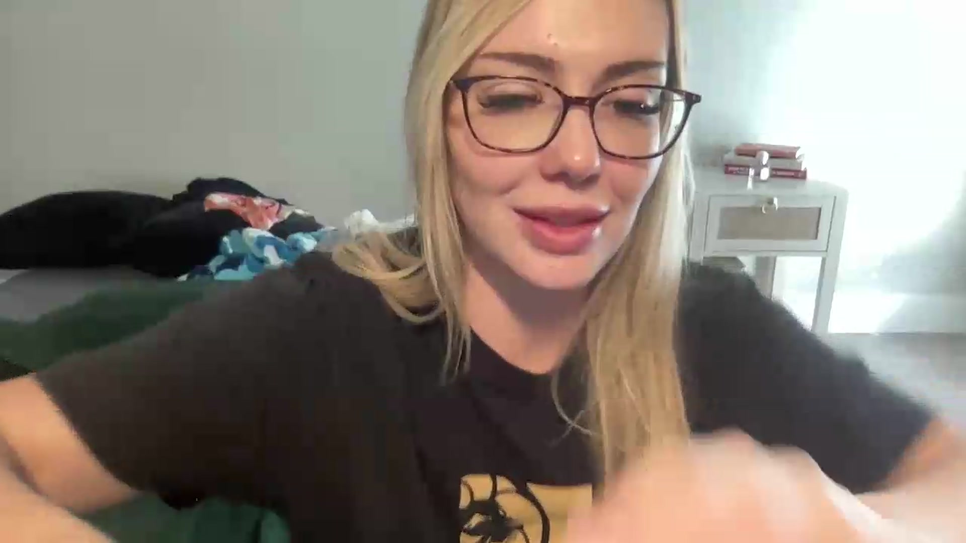 Gallery image thumbnail from AshleyMarina's myfreecams stream on, 09/14/2026, 16:07 image 16 of 20