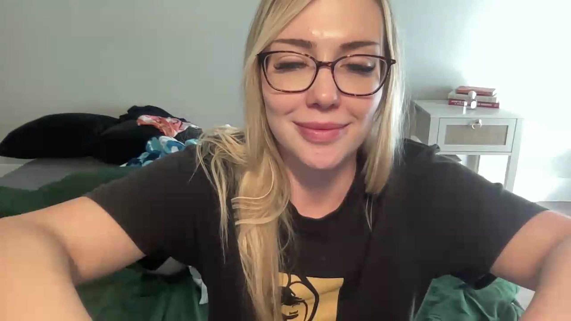 Gallery image thumbnail from AshleyMarina's myfreecams stream on, 09/14/2026, 16:07 image 10 of 20