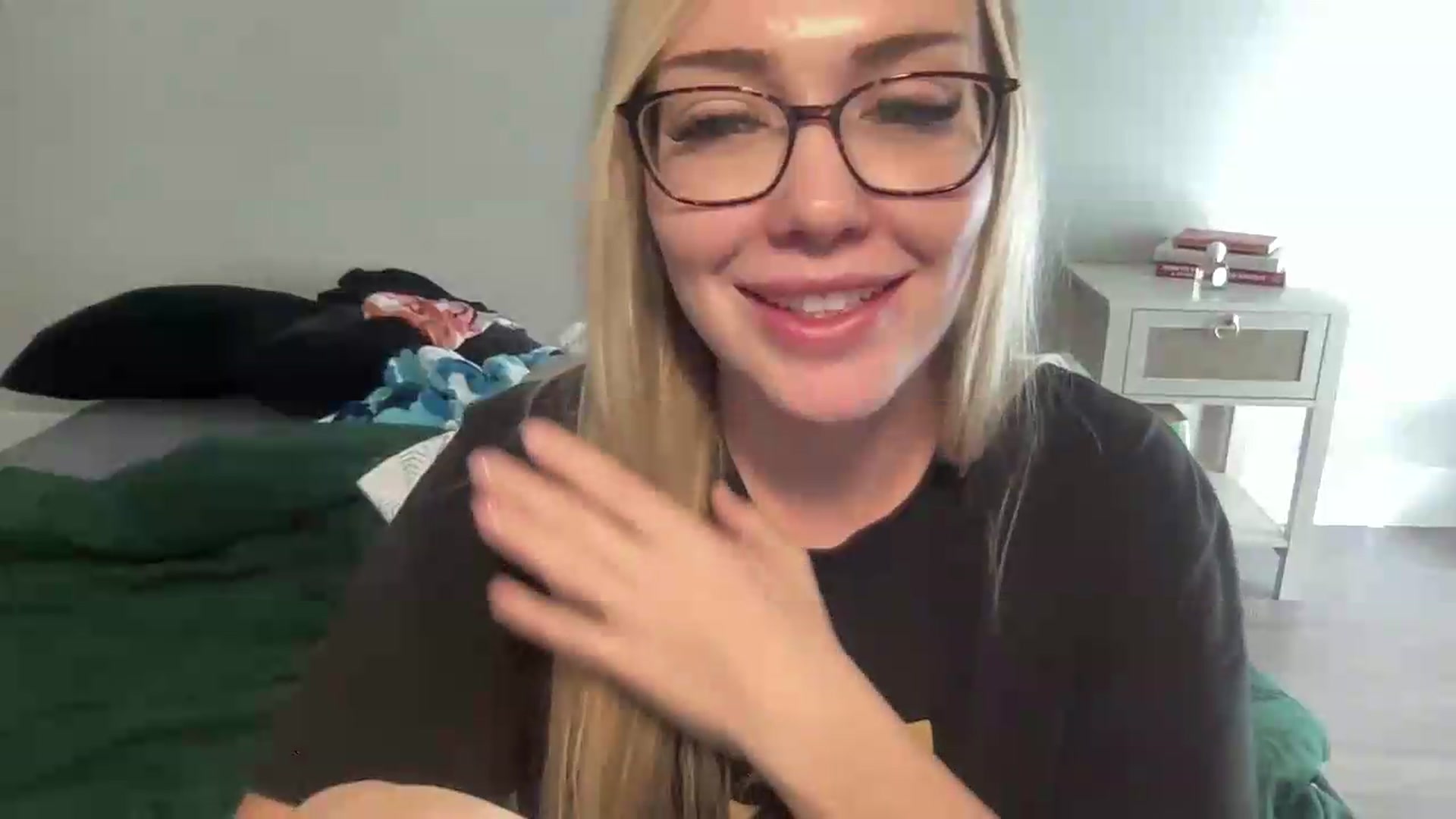 Gallery image thumbnail from AshleyMarina's myfreecams stream on, 09/14/2026, 16:07 image 12 of 20