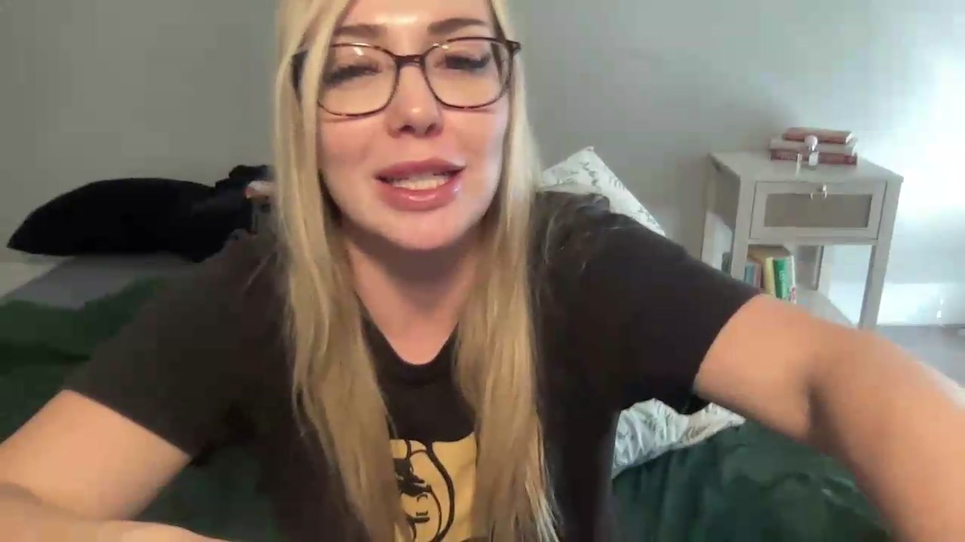 Gallery image thumbnail from AshleyMarina's myfreecams stream on, 09/14/2026, 16:40 image 5 of 20
