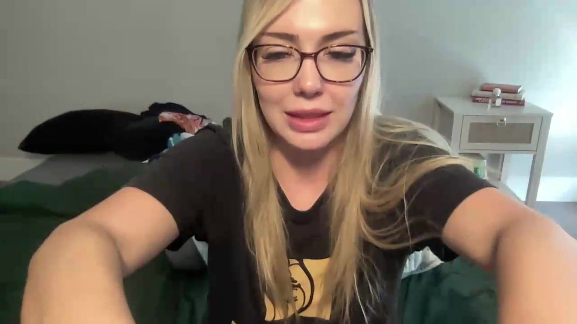 Gallery image thumbnail from AshleyMarina's myfreecams stream on, 09/14/2026, 16:40 image 10 of 20