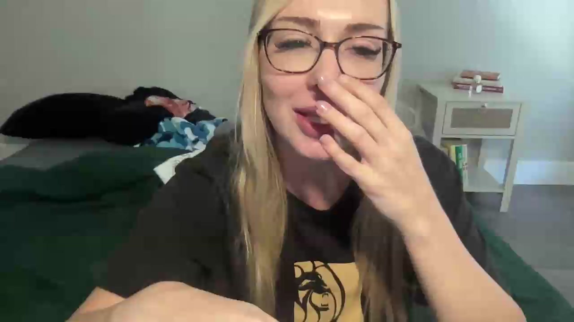 Gallery image thumbnail from AshleyMarina's myfreecams stream on, 09/14/2026, 17:43 image 4 of 20