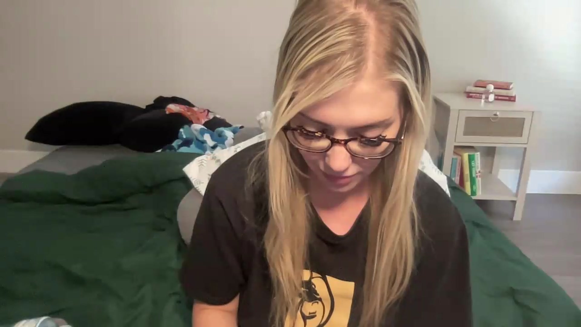 Gallery image thumbnail from AshleyMarina's myfreecams stream on, 09/14/2026, 17:43 image 12 of 20
