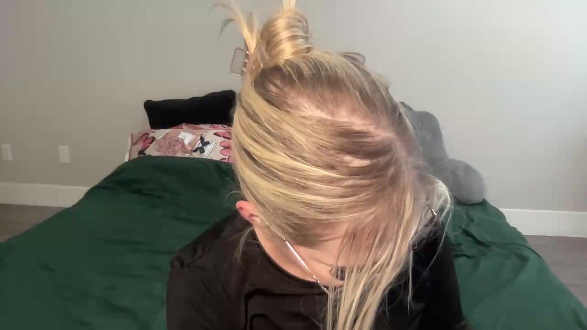 Gallery image thumbnail from AshleyMarina's myfreecams stream on, 09/18/2026, 18:59 image 13 of 20