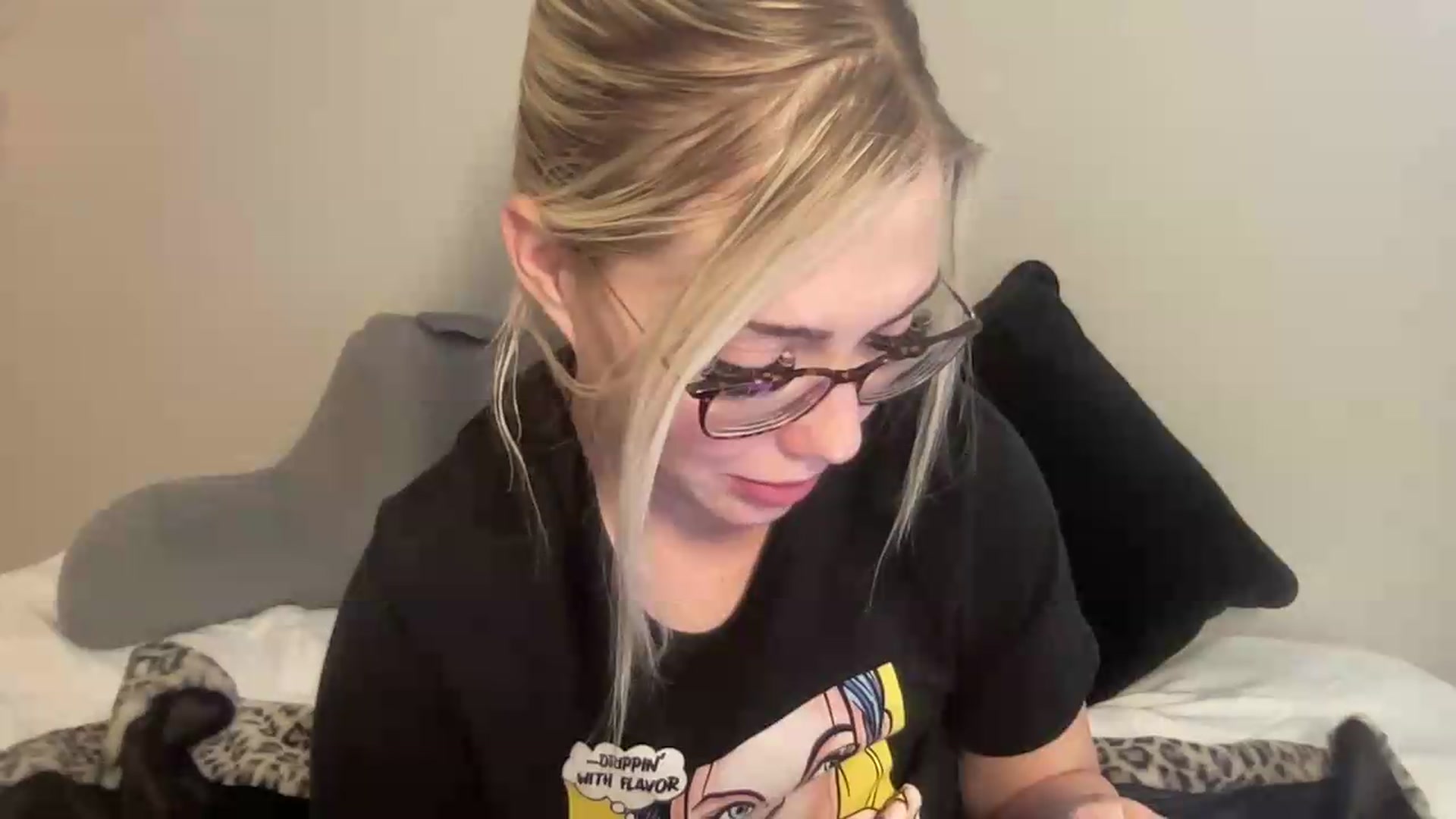Gallery image thumbnail from AshleyMarina's myfreecams stream on, 09/24/2026, 18:52 image 3 of 20