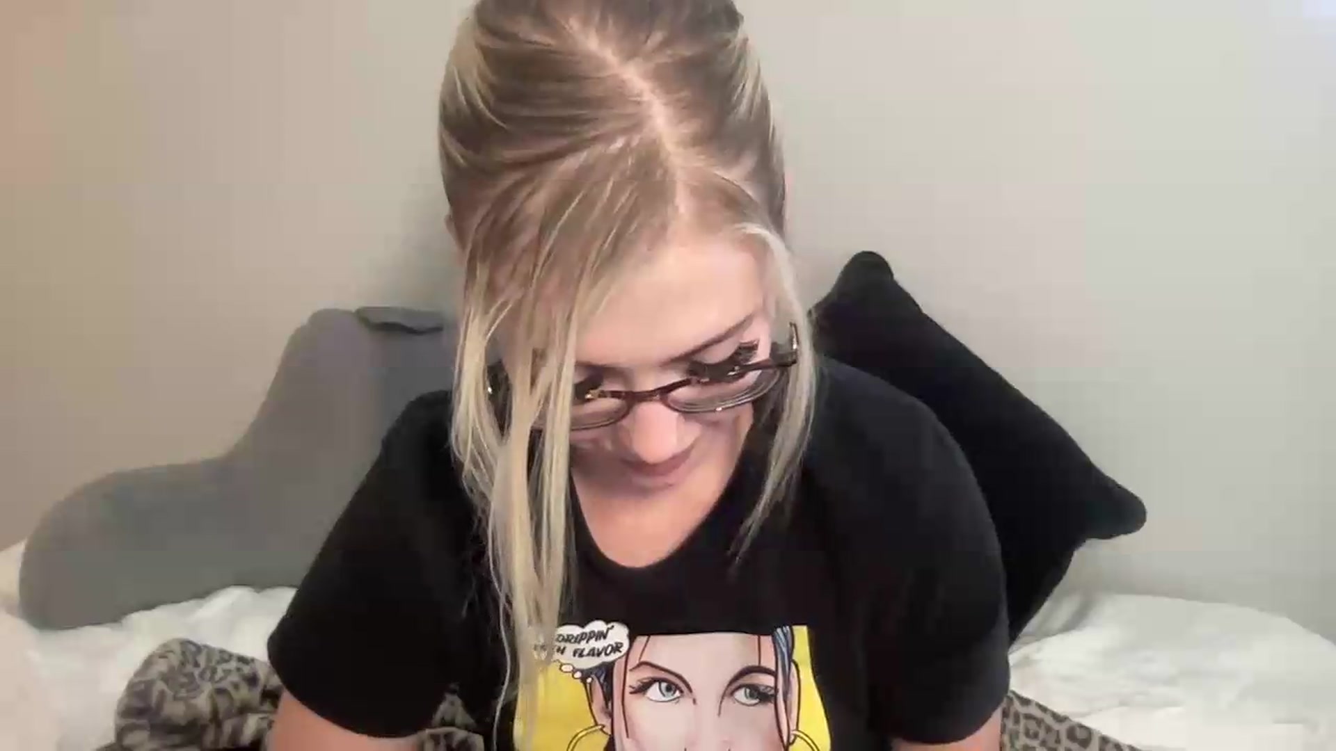 Gallery image thumbnail from AshleyMarina's myfreecams stream on, 09/24/2026, 18:52 image 18 of 20
