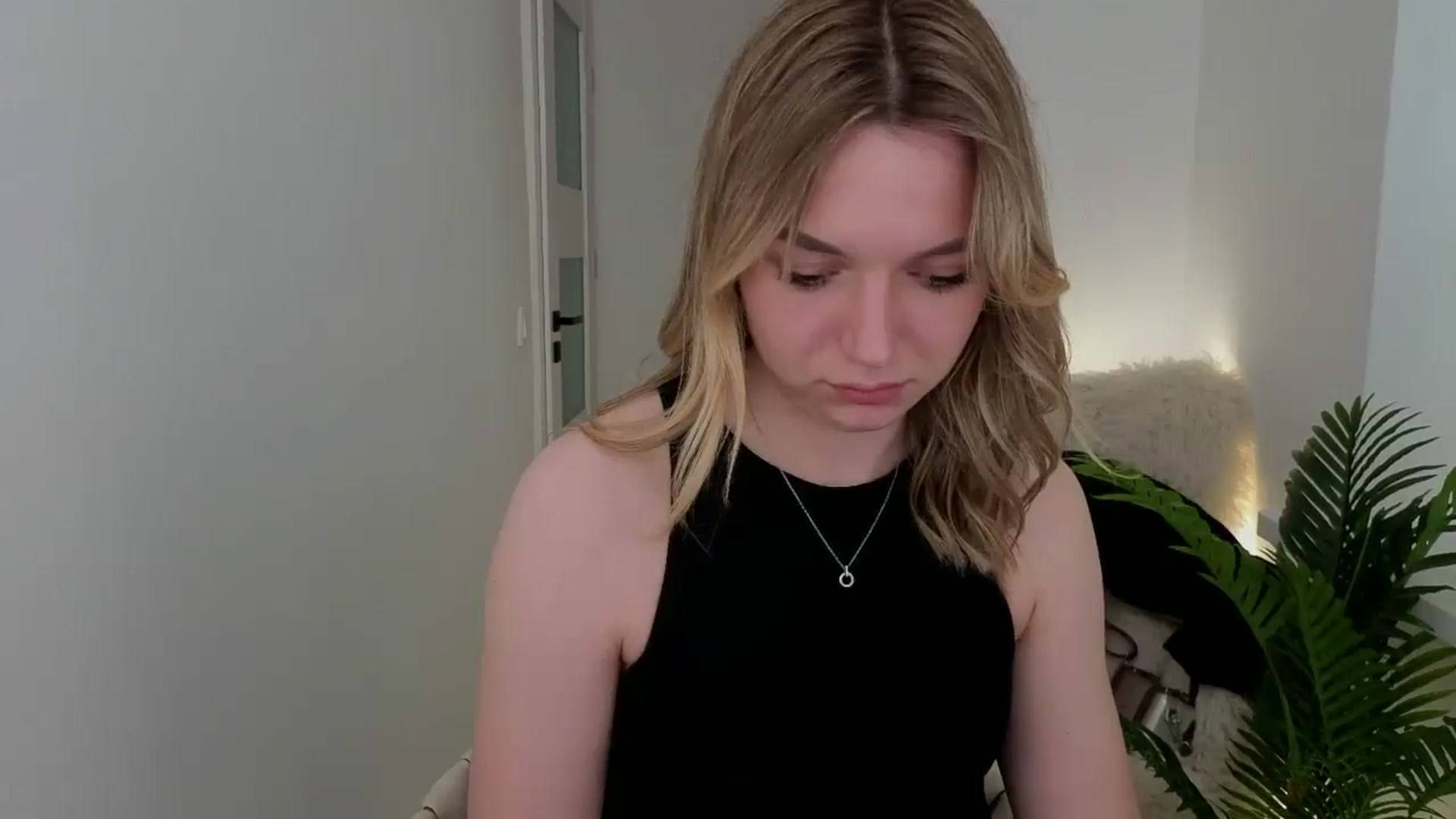 Gallery image thumbnail from AshleyMimi's myfreecams stream on, 05/11/2026, 14:50 image 20 of 20