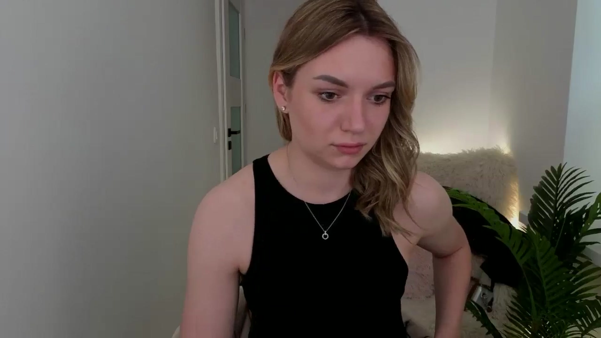 Gallery image thumbnail from AshleyMimi's myfreecams stream on, 05/11/2026, 14:50 image 6 of 20