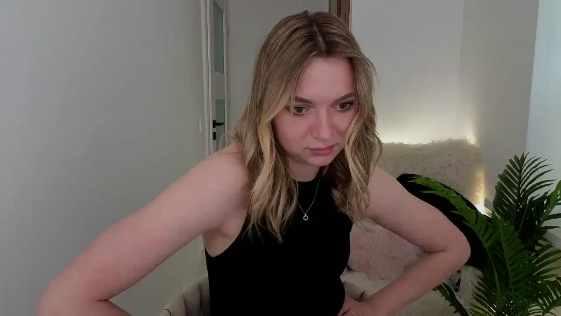 Gallery image thumbnail from AshleyMimi's myfreecams stream on, 05/11/2026, 14:50 image 3 of 20
