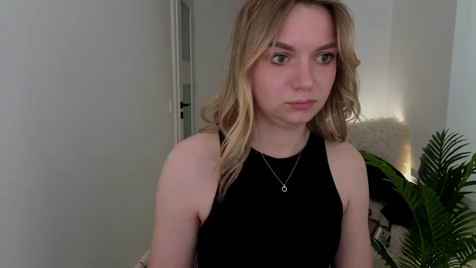 Gallery image thumbnail from AshleyMimi's myfreecams stream on, 05/11/2026, 14:50 image 18 of 20