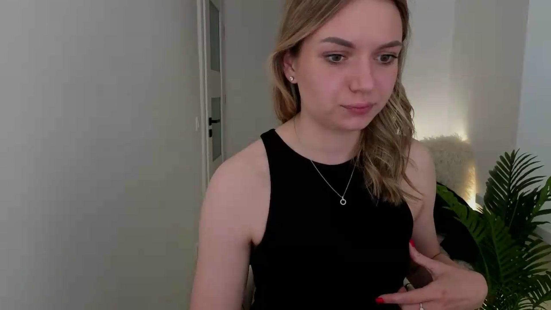 Gallery image thumbnail from AshleyMimi's myfreecams stream on, 05/11/2026, 17:18 image 16 of 20