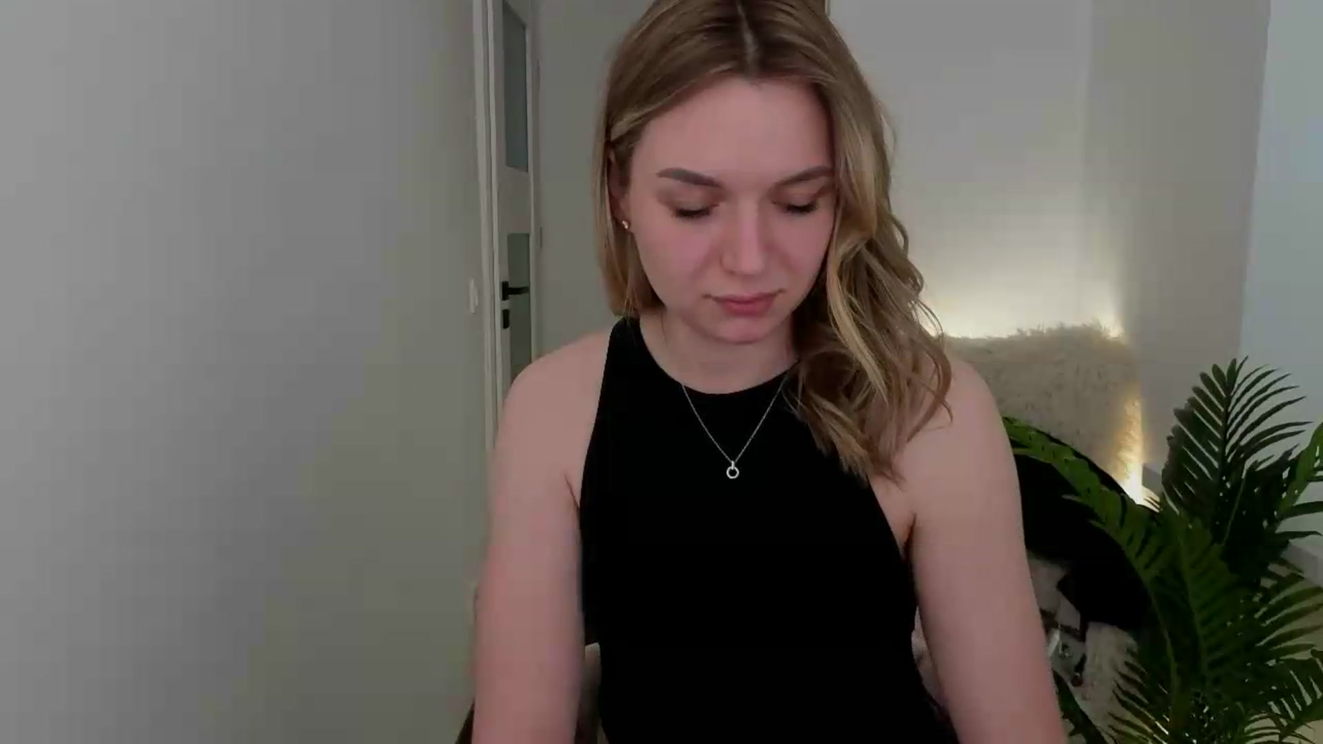 Gallery image thumbnail from AshleyMimi's myfreecams stream on, 05/11/2026, 17:18 image 19 of 20