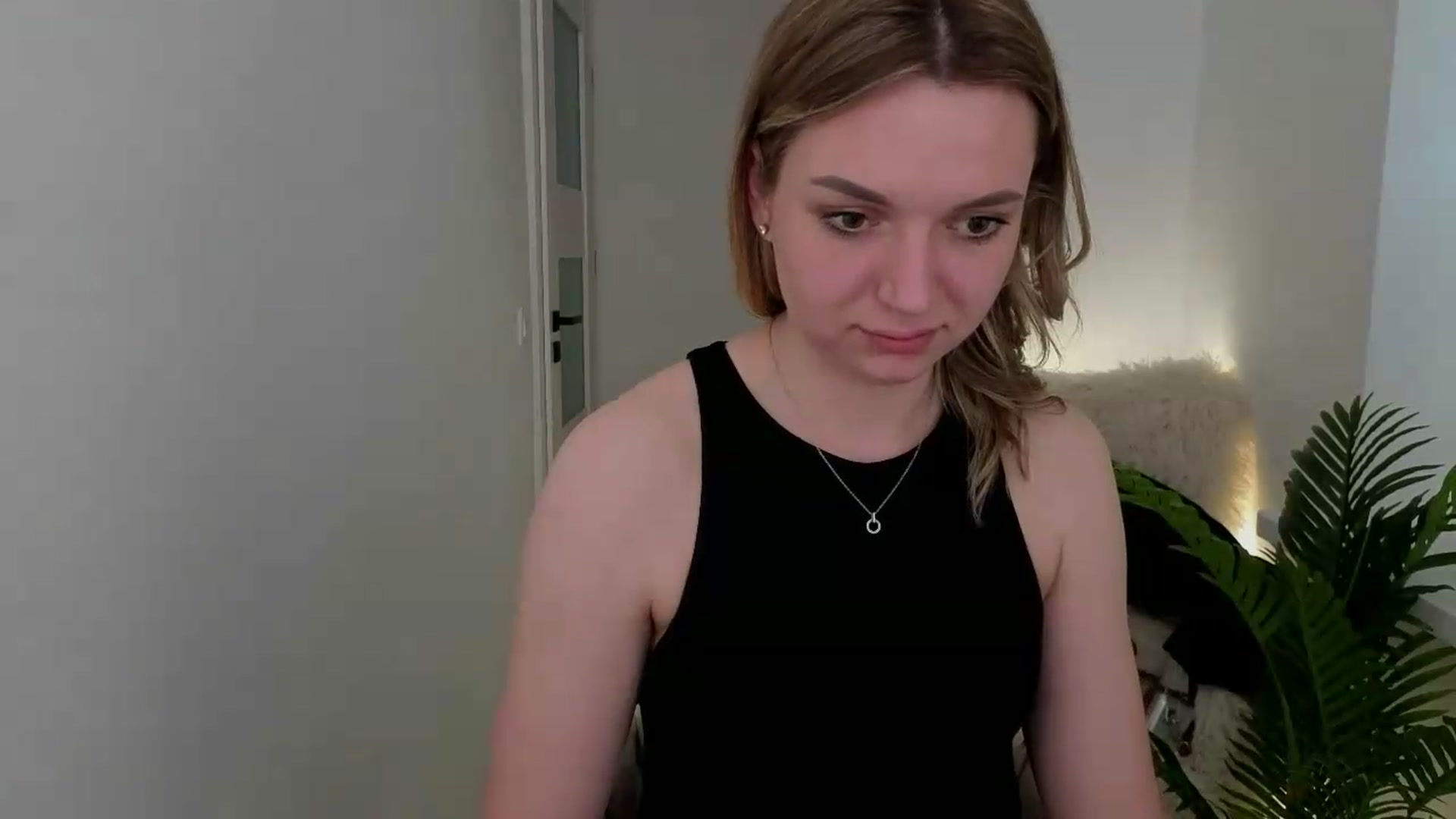 Gallery image thumbnail from AshleyMimi's myfreecams stream on, 05/11/2026, 17:18 image 4 of 20