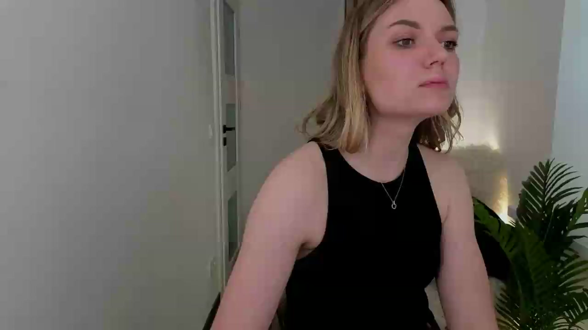 Gallery image thumbnail from AshleyMimi's myfreecams stream on, 05/11/2026, 17:18 image 1 of 20