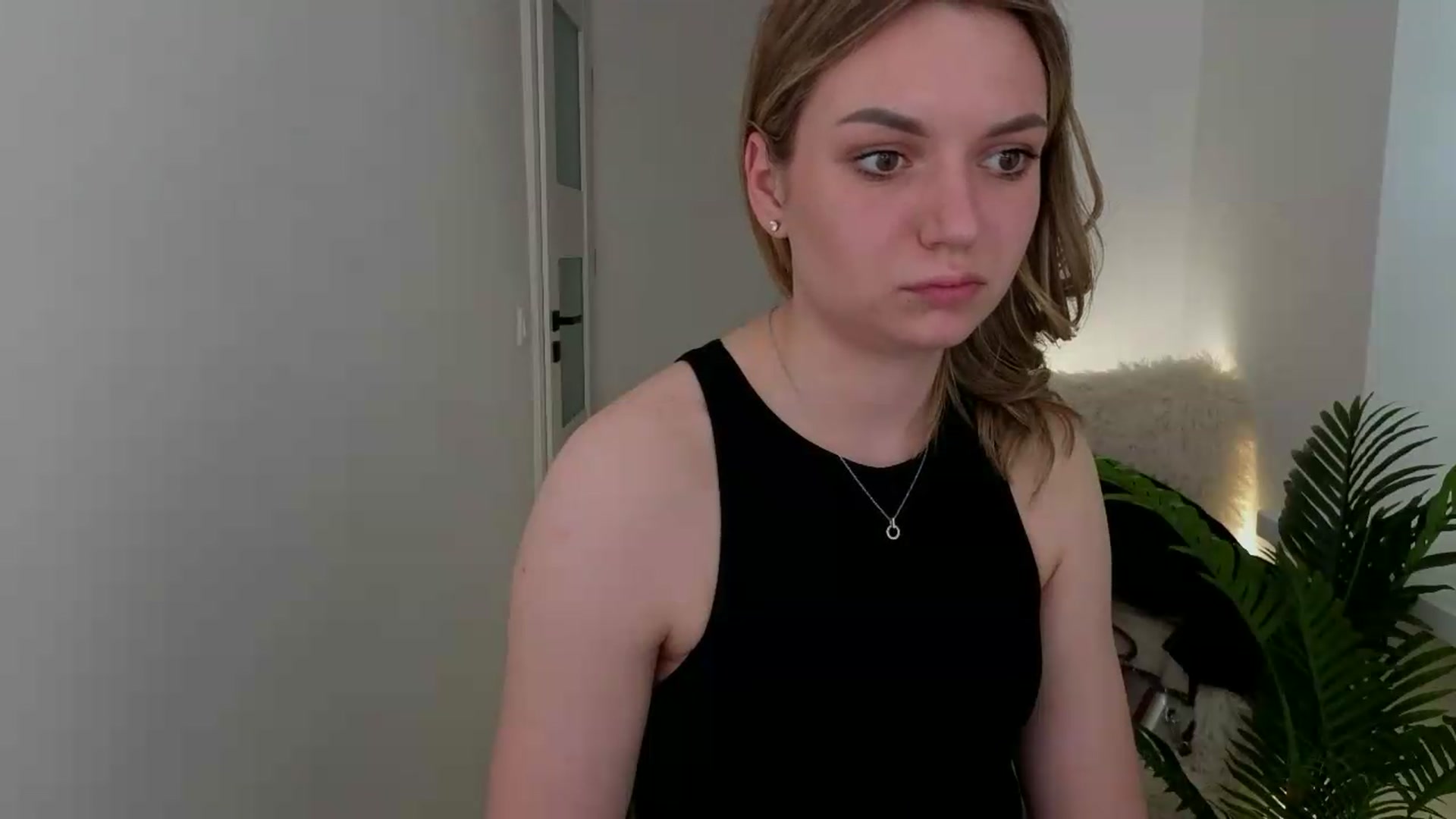 Gallery image thumbnail from AshleyMimi's myfreecams stream on, 05/11/2026, 17:18 image 3 of 20