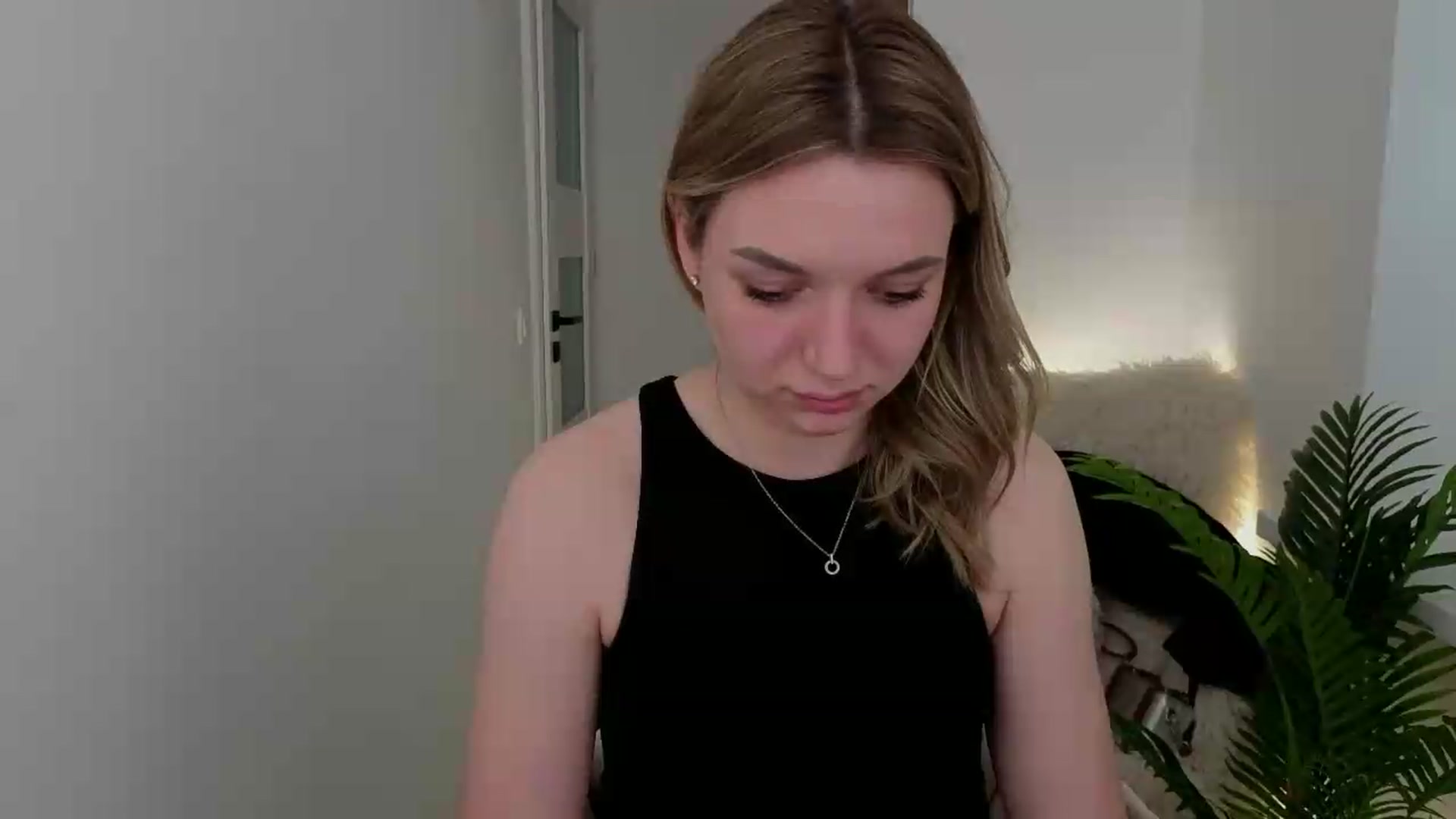 Gallery image thumbnail from AshleyMimi's myfreecams stream on, 05/11/2026, 17:18 image 10 of 20