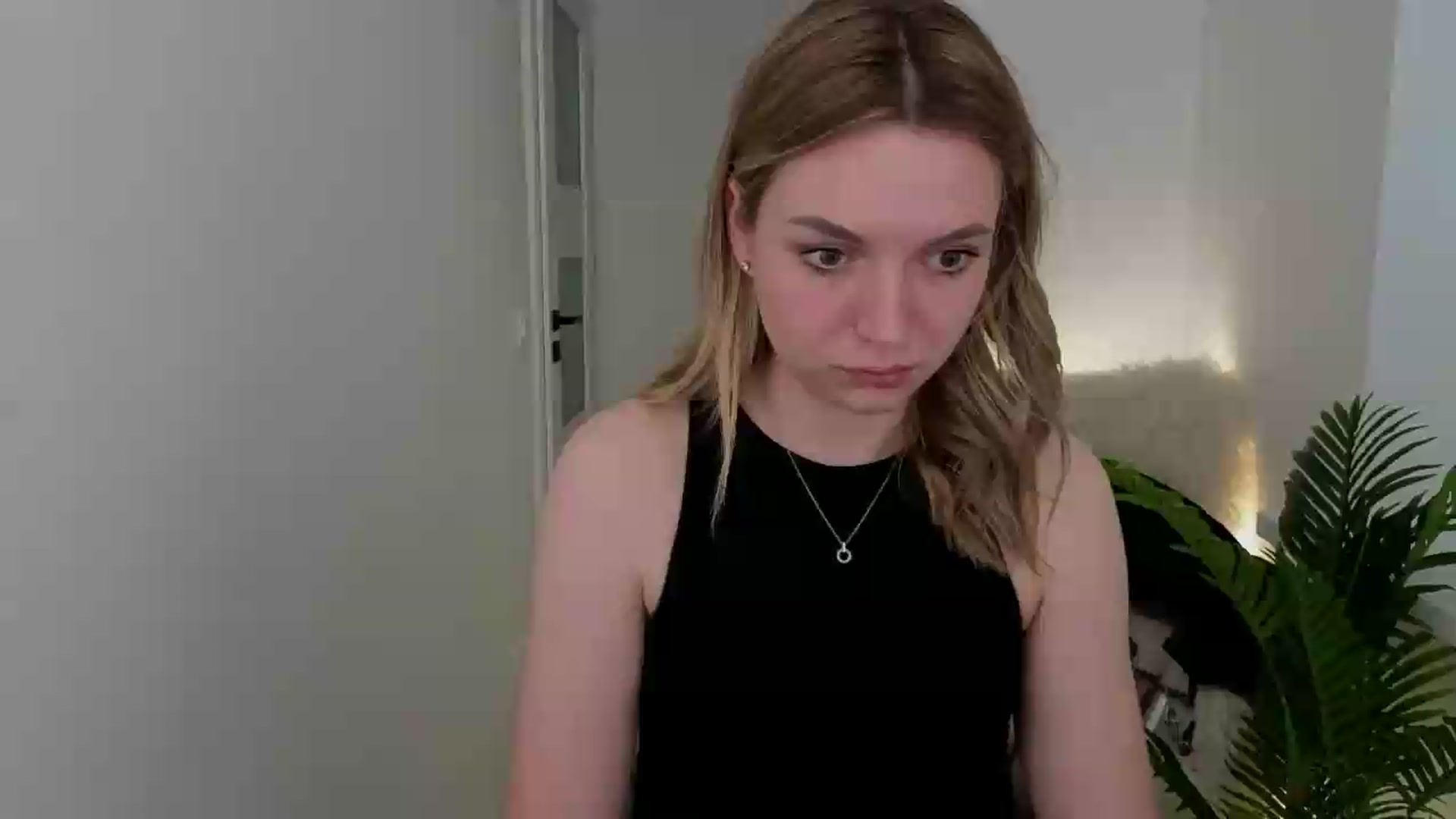 Gallery image thumbnail from AshleyMimi's myfreecams stream on, 05/11/2026, 17:18 image 15 of 20