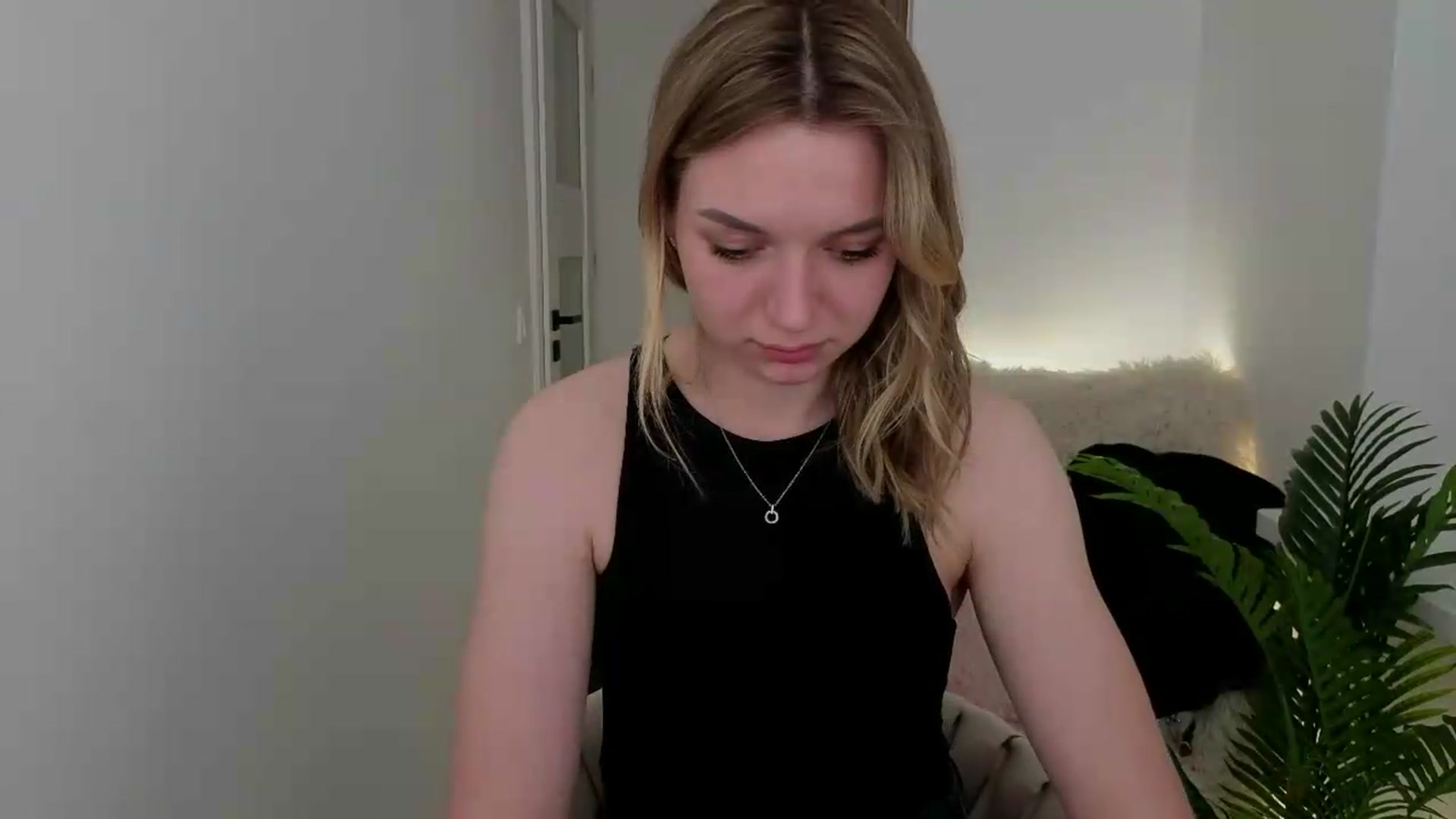 Gallery image thumbnail from AshleyMimi's myfreecams stream on, 05/11/2026, 19:34 image 10 of 20