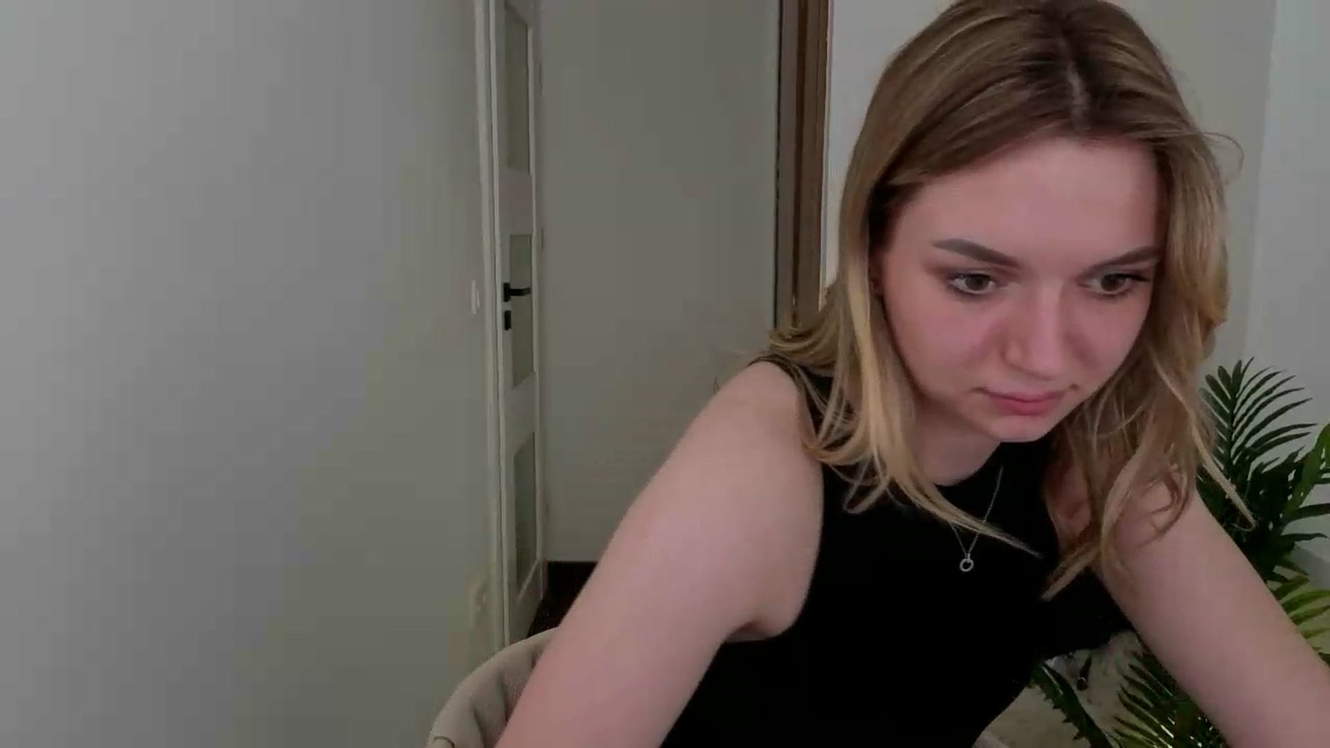 Gallery image thumbnail from AshleyMimi's myfreecams stream on, 05/11/2026, 19:34 image 8 of 20