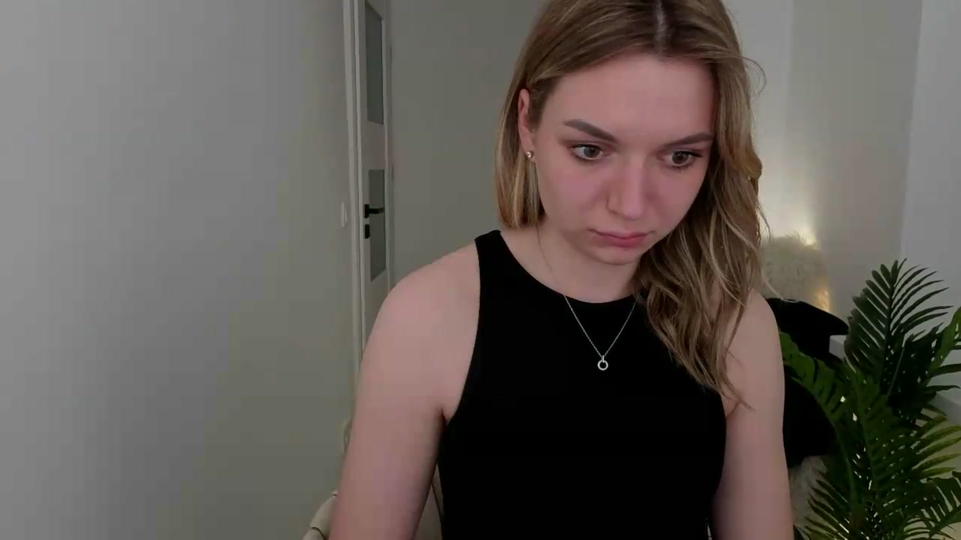 Gallery image thumbnail from AshleyMimi's myfreecams stream on, 05/11/2026, 19:34 image 2 of 20