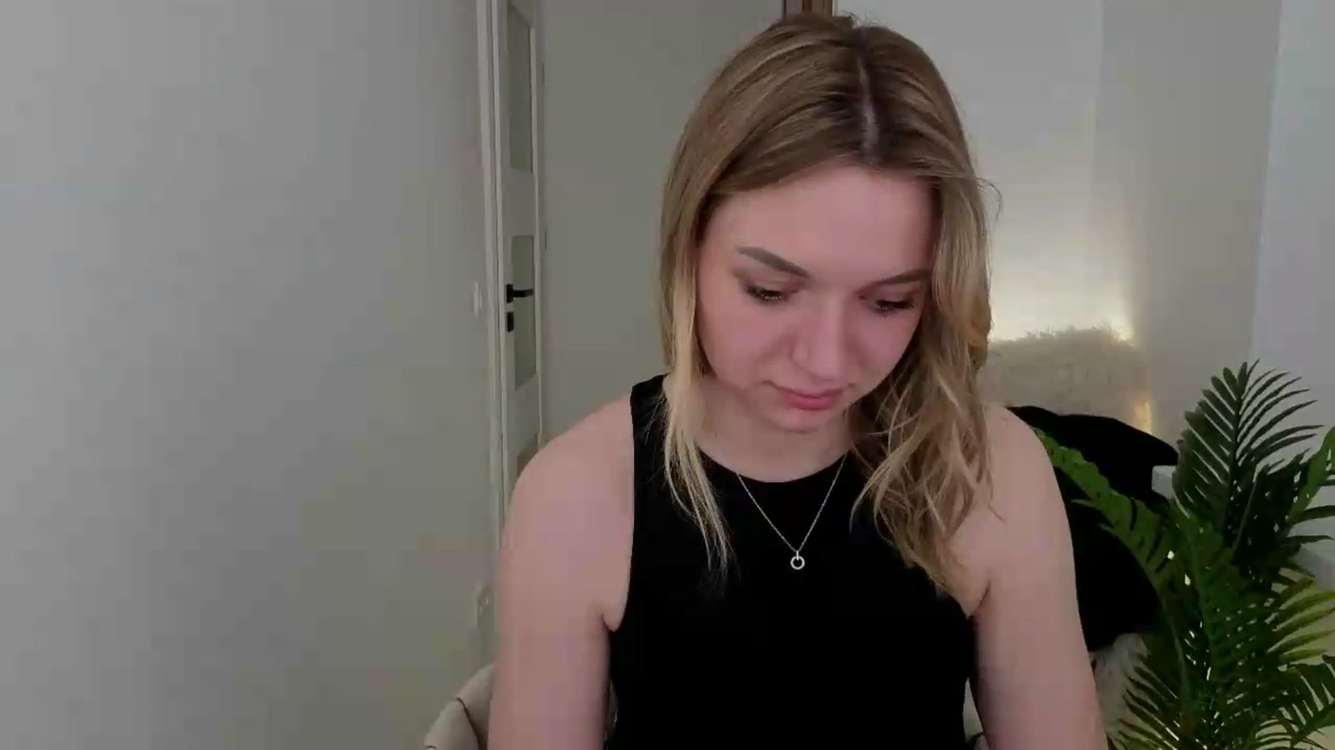 Gallery image thumbnail from AshleyMimi's myfreecams stream on, 05/11/2026, 19:34 image 11 of 20