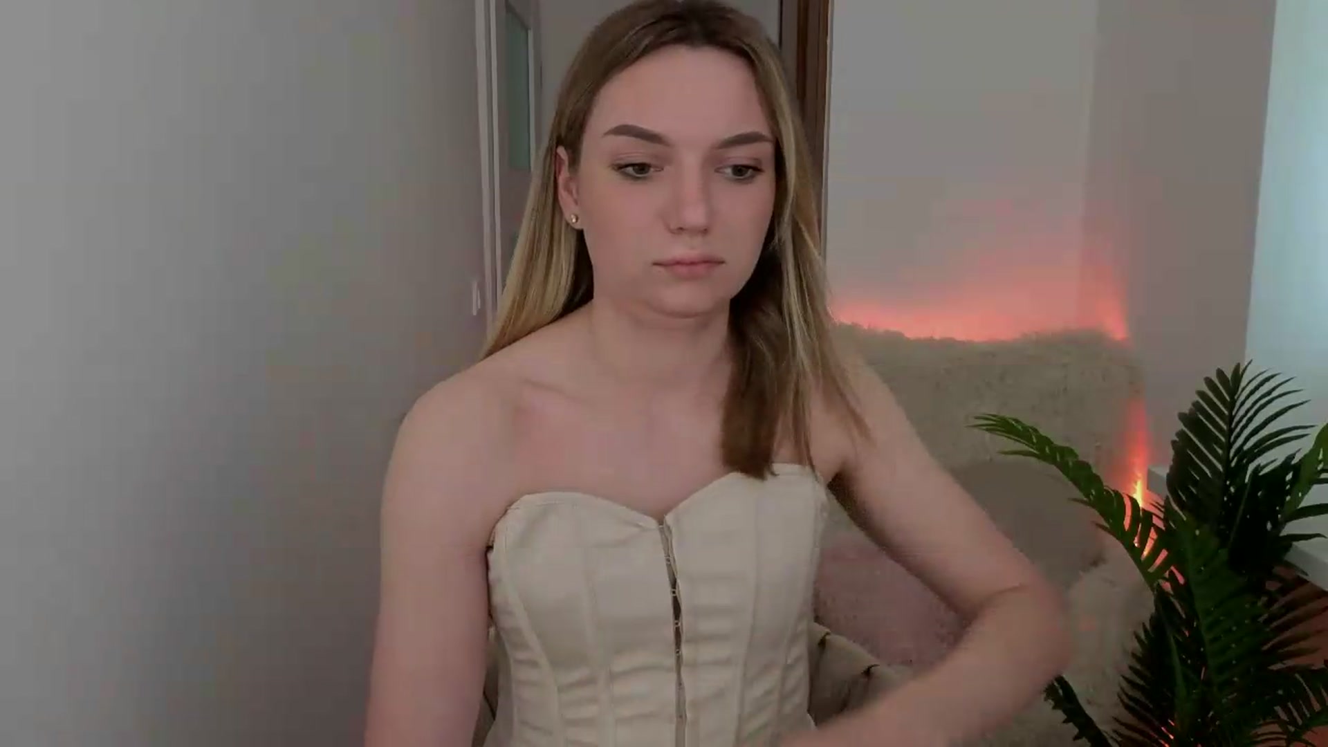 Gallery image thumbnail from AshleyMimi's myfreecams stream on, 05/15/2026, 14:32 image 11 of 20