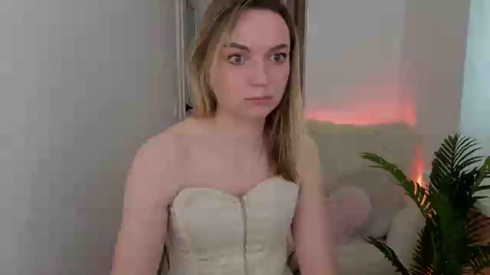 Gallery image thumbnail from AshleyMimi's myfreecams stream on, 05/15/2026, 16:54 image 16 of 20