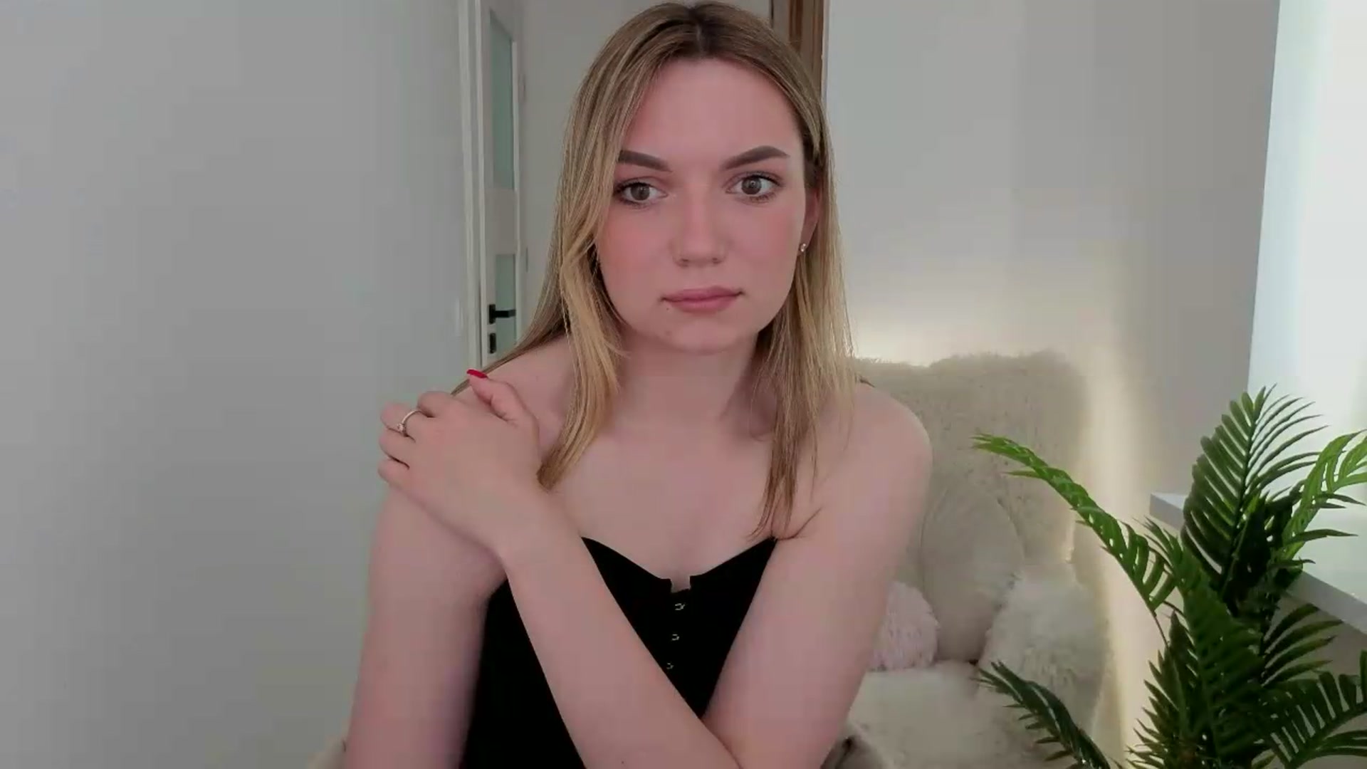 Gallery image thumbnail from AshleyMimi's myfreecams stream on, 05/21/2026, 12:54 image 9 of 20