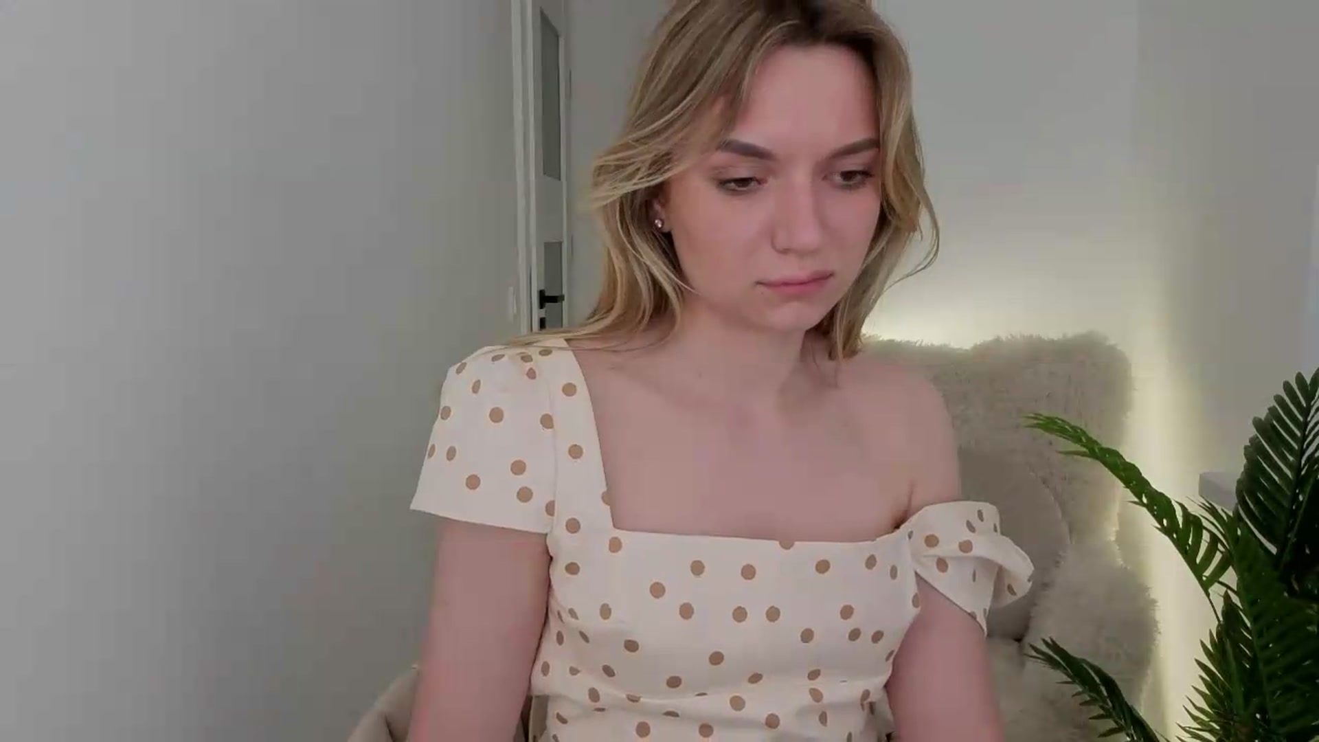 Gallery image thumbnail from AshleyMimi's myfreecams stream on, 05/22/2026, 19:59 image 20 of 20