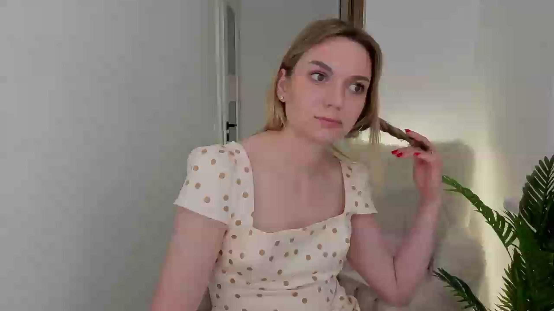 Gallery image thumbnail from AshleyMimi's myfreecams stream on, 05/22/2026, 19:59 image 8 of 20