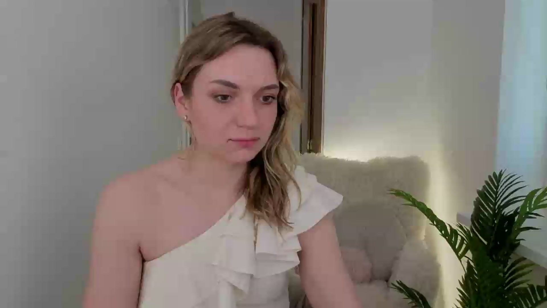 Gallery image thumbnail from AshleyMimi's myfreecams stream on, 05/23/2026, 17:56 image 1 of 20