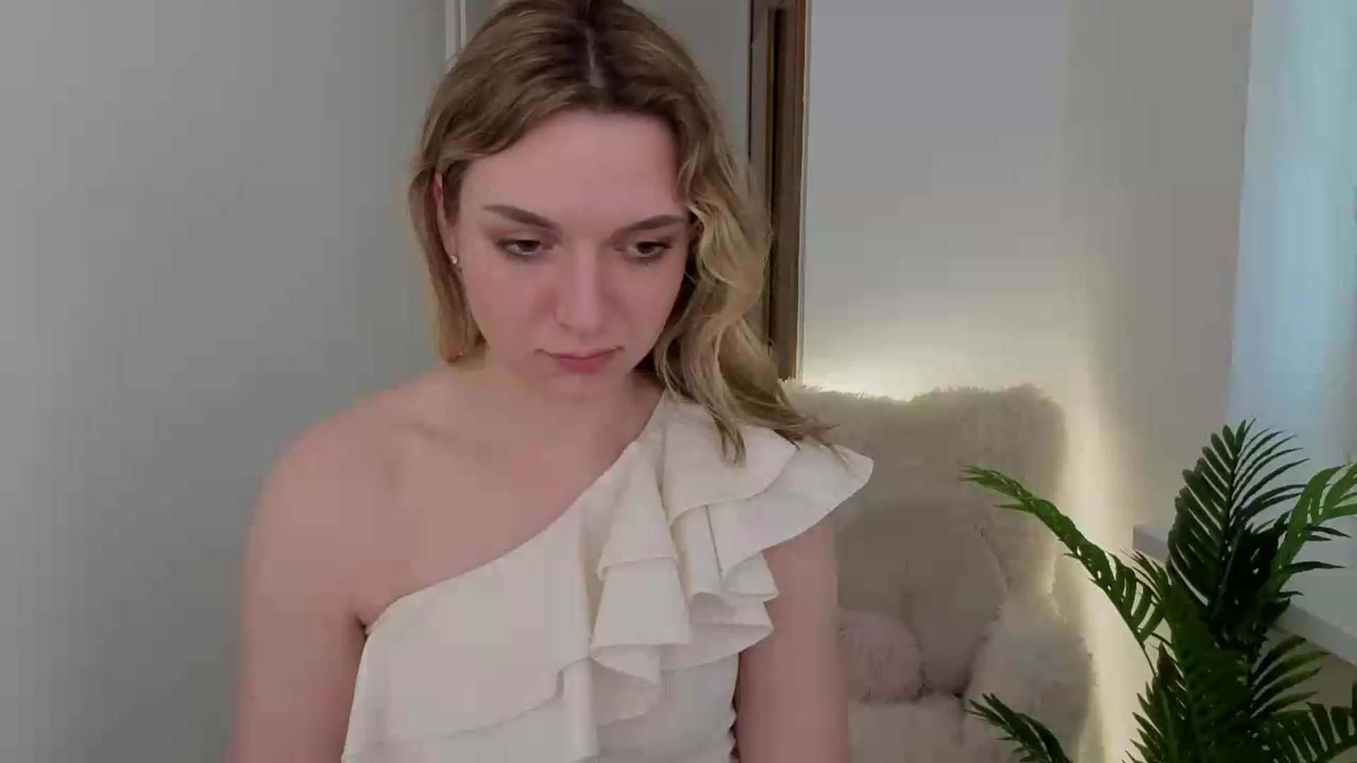 Gallery image thumbnail from AshleyMimi's myfreecams stream on, 05/23/2026, 17:56 image 7 of 20
