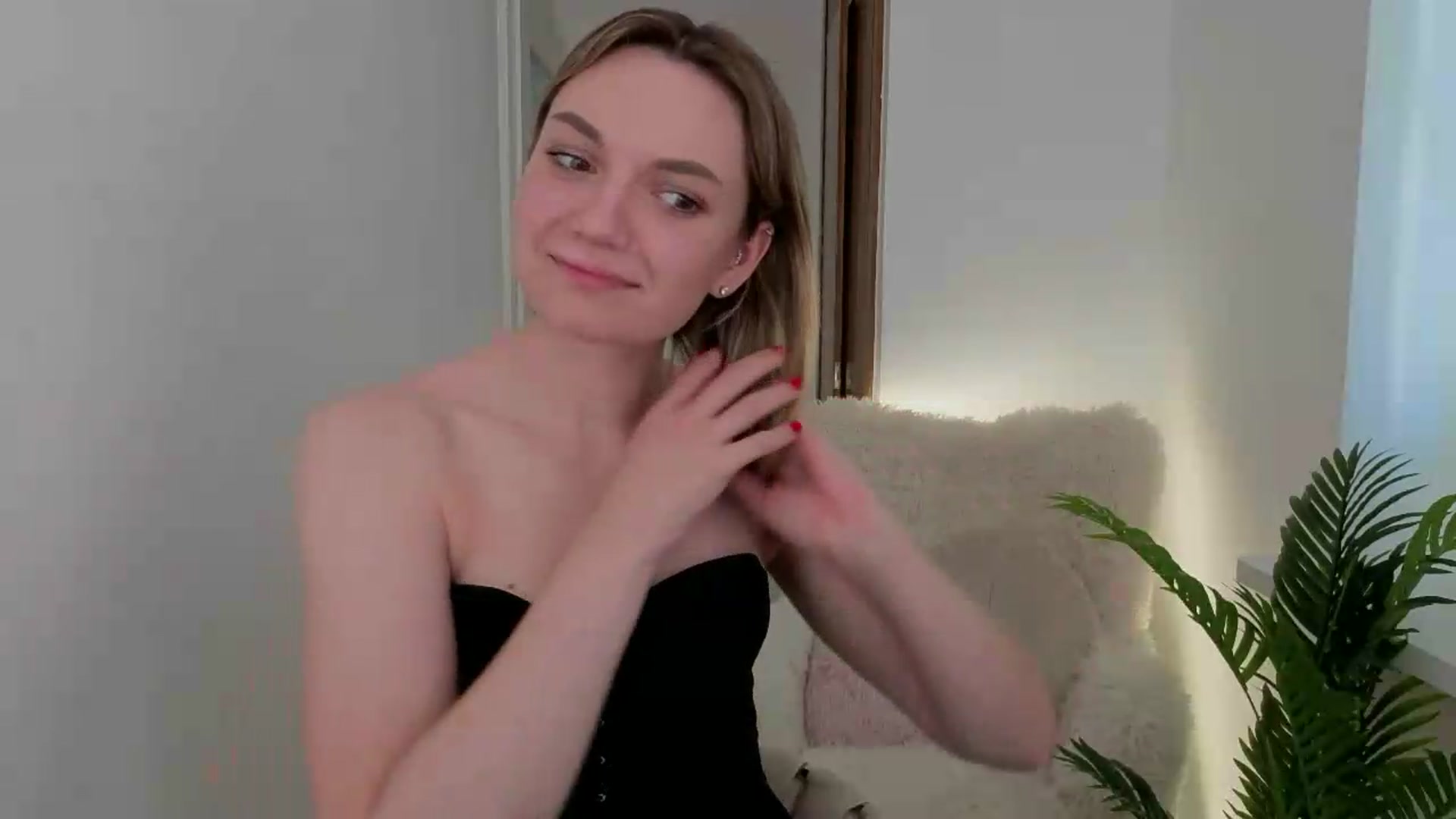 Gallery image thumbnail from AshleyMimi's myfreecams stream on, 05/25/2026, 16:30 image 8 of 20