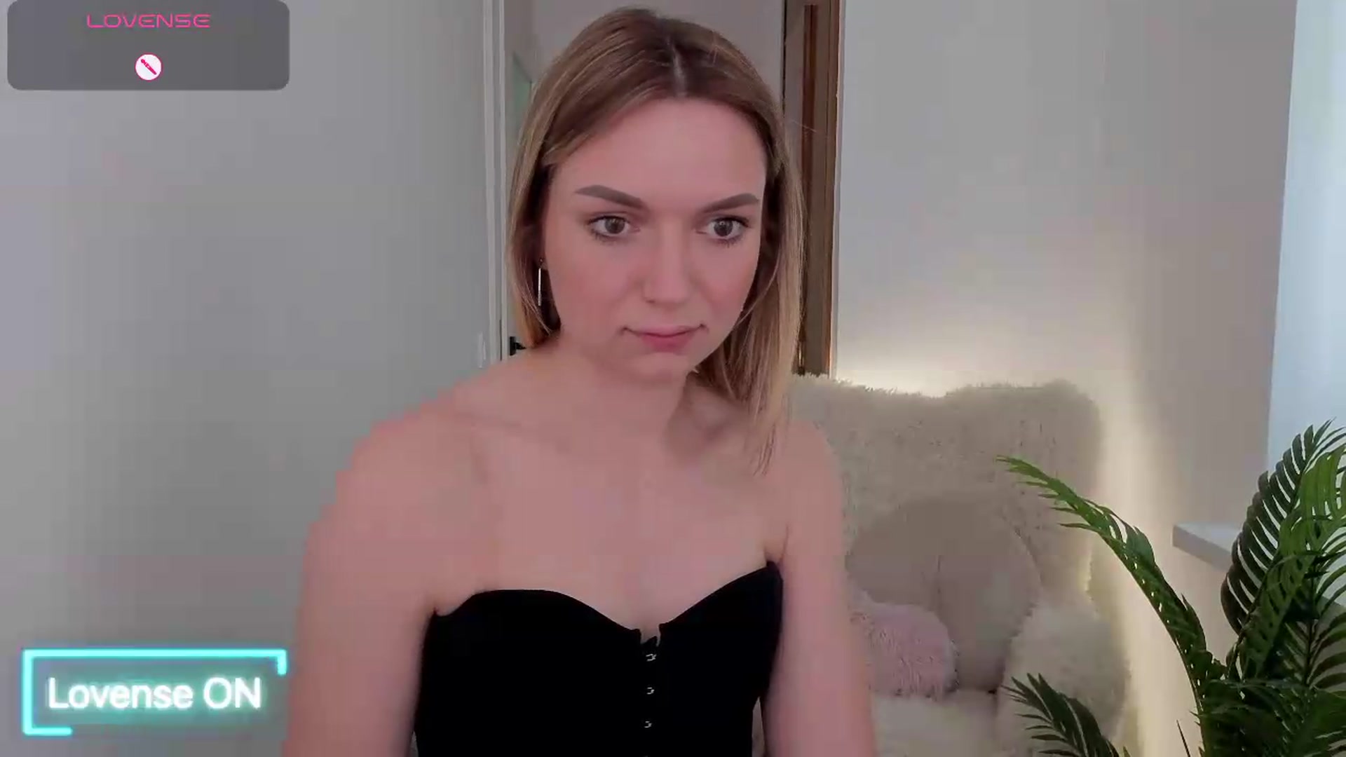 Gallery image thumbnail from AshleyMimi's myfreecams stream on, 05/29/2026, 14:36 image 20 of 20