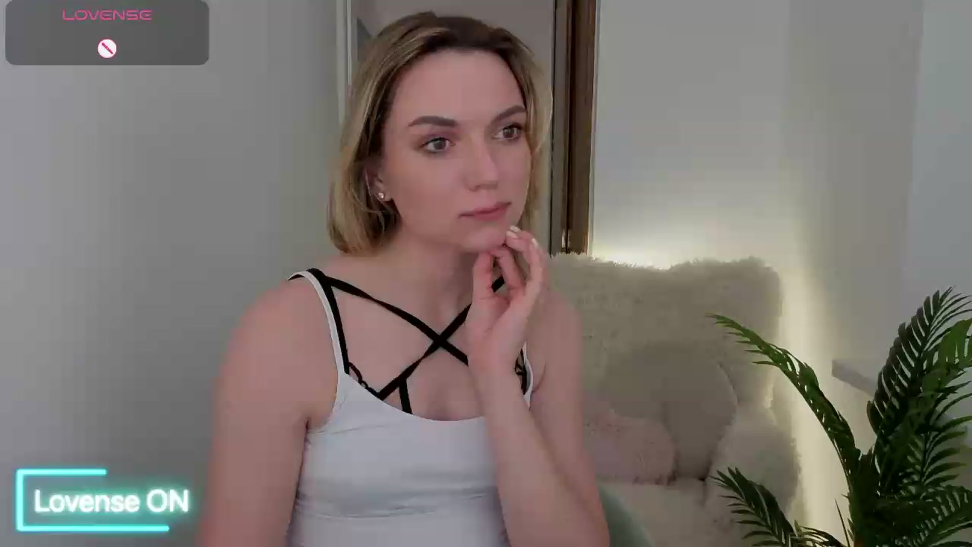 Gallery image thumbnail from AshleyMimi's myfreecams stream on, 05/30/2026, 19:53 image 4 of 20