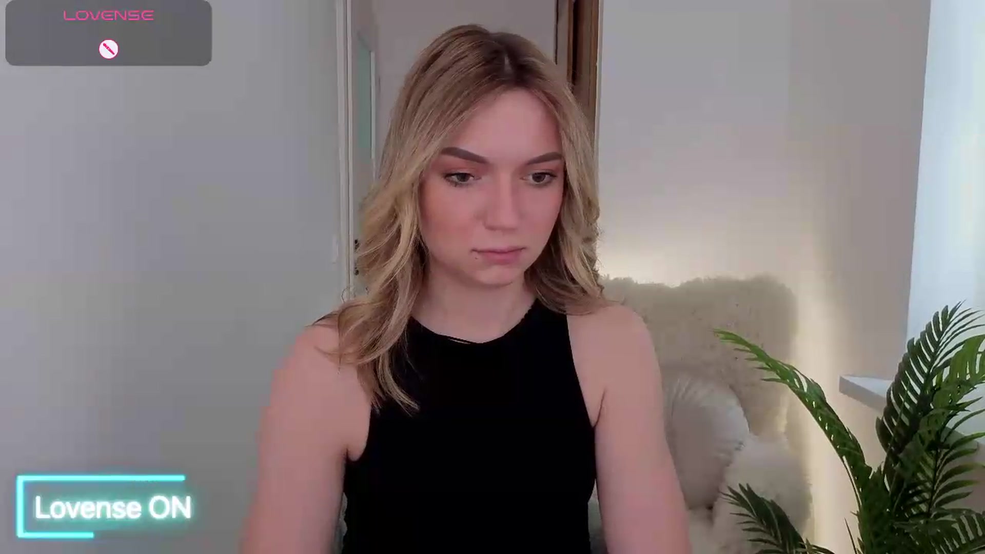 Gallery image thumbnail from AshleyMimi's myfreecams stream on, 05/31/2026, 13:11 image 2 of 20
