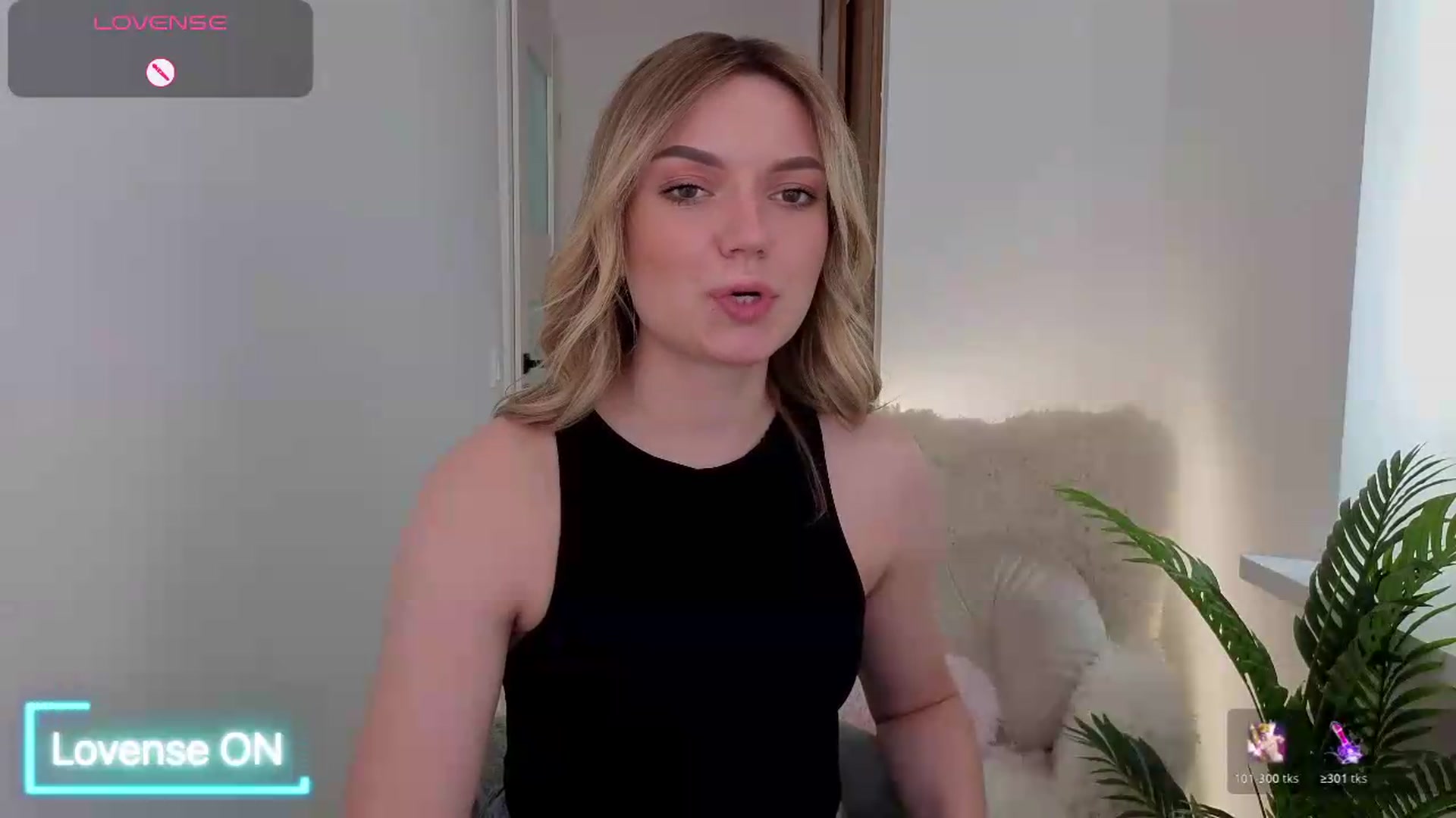 Gallery image thumbnail from AshleyMimi's myfreecams stream on, 05/31/2026, 13:11 image 4 of 20