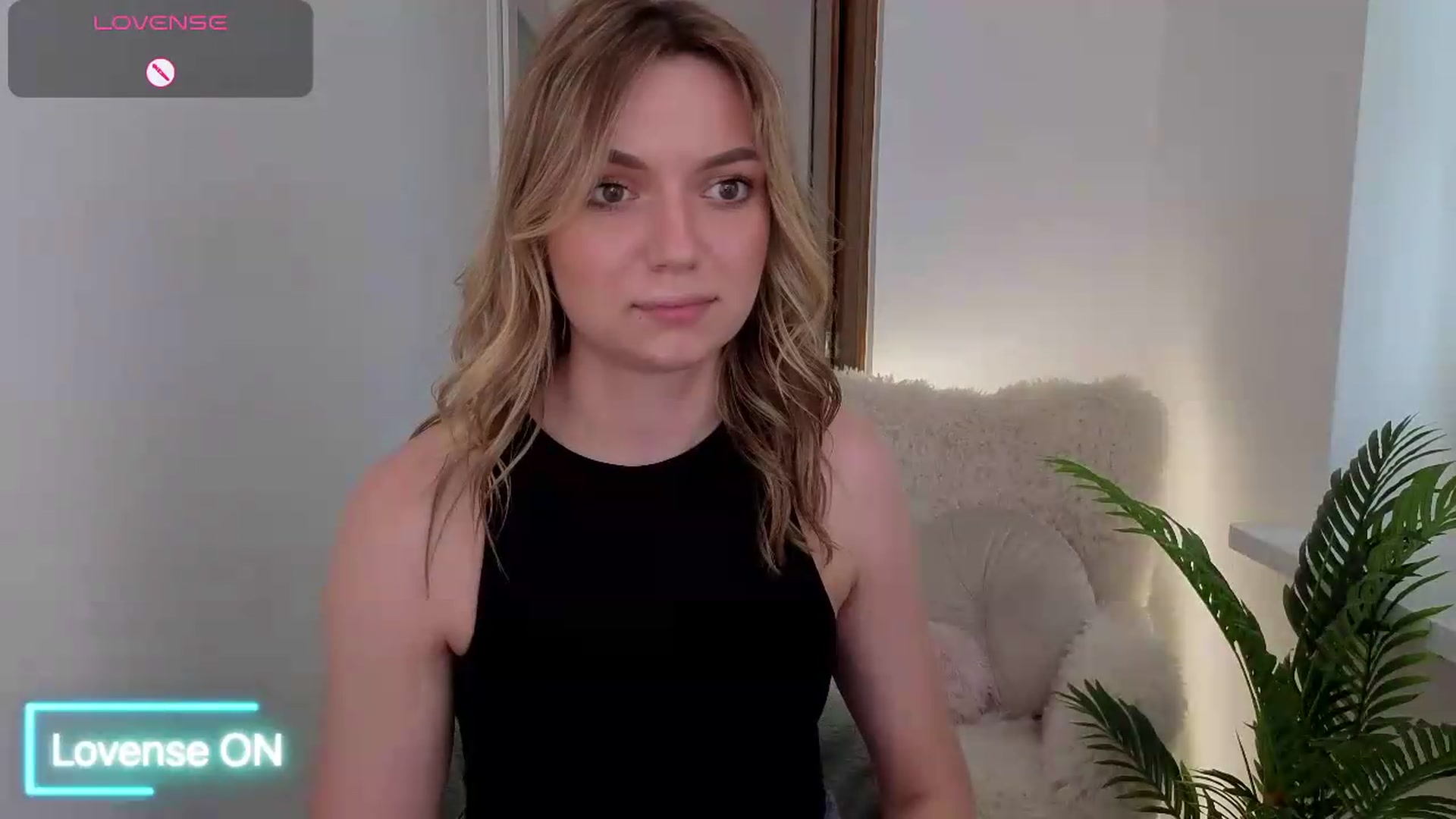 Gallery image thumbnail from AshleyMimi's myfreecams stream on, 05/31/2026, 15:56 image 11 of 20