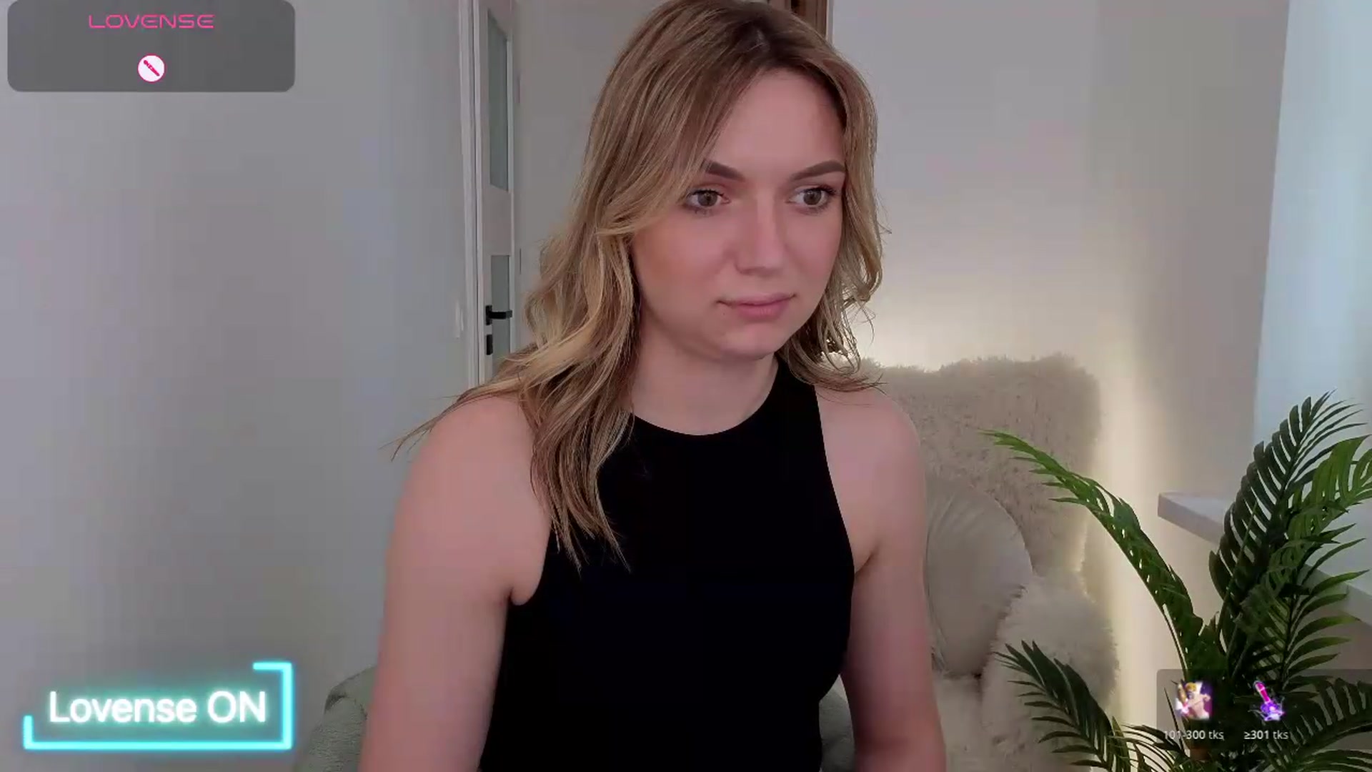 Gallery image thumbnail from AshleyMimi's myfreecams stream on, 05/31/2026, 15:56 image 3 of 20