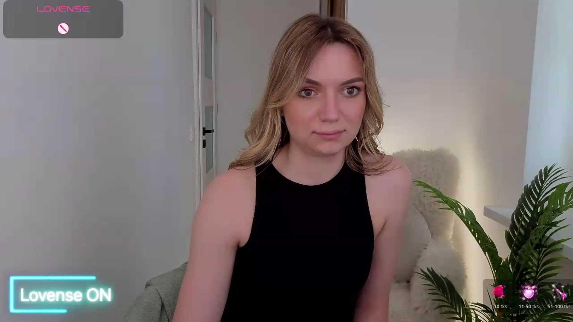 Gallery image thumbnail from AshleyMimi's myfreecams stream on, 05/31/2026, 15:56 image 8 of 20