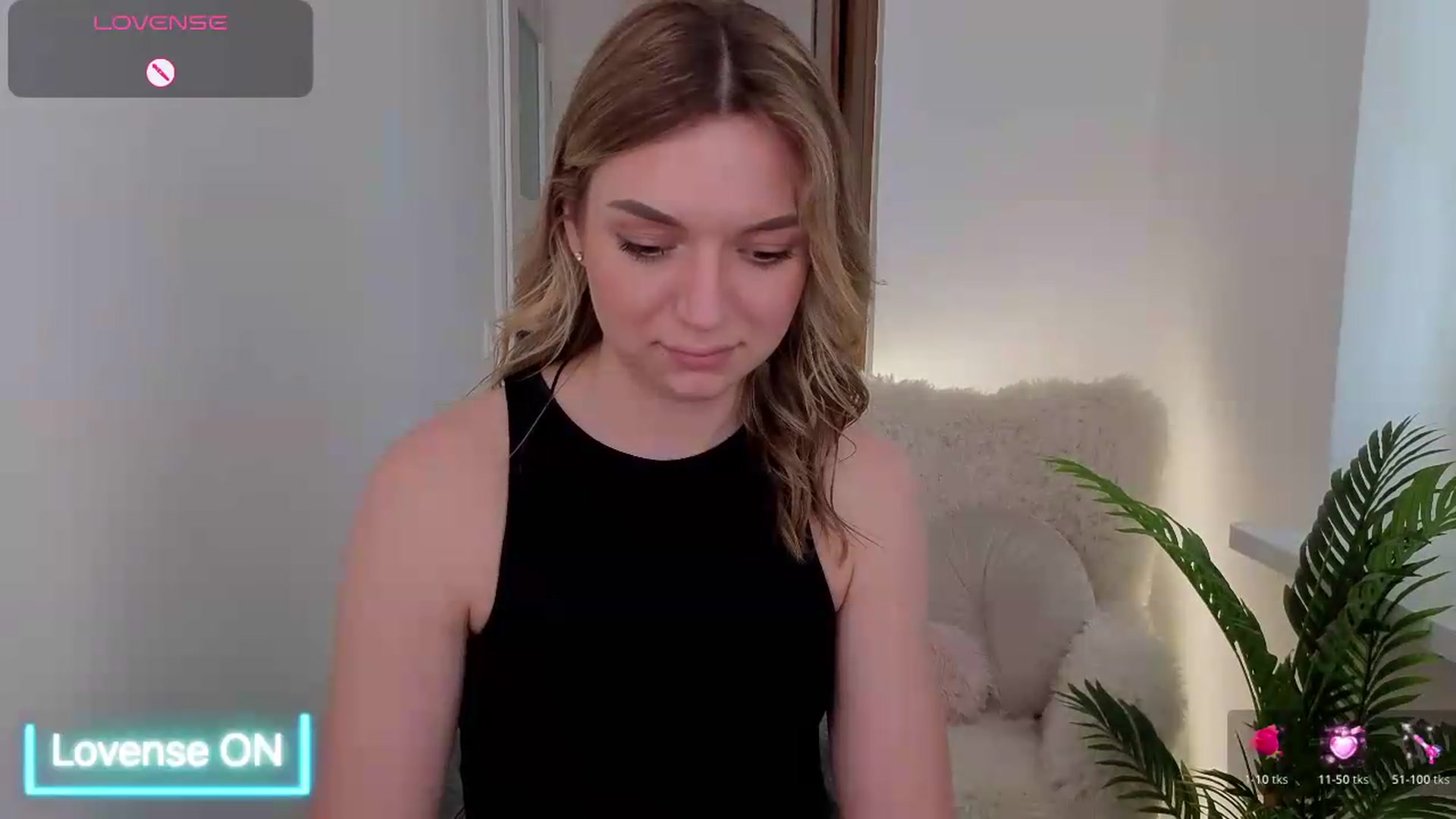 Gallery image thumbnail from AshleyMimi's myfreecams stream on, 05/31/2026, 15:56 image 12 of 20