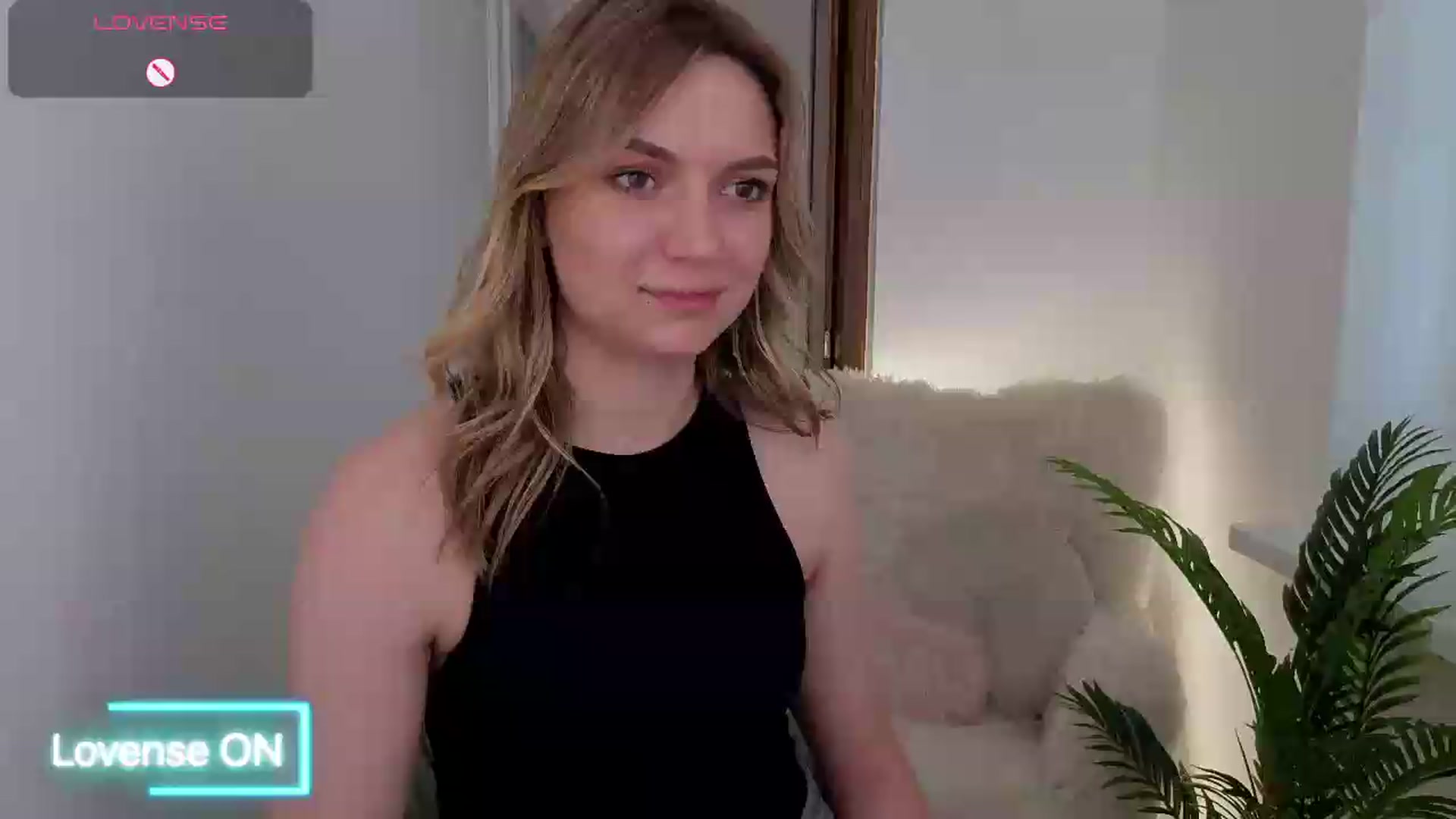 Gallery image thumbnail from AshleyMimi's myfreecams stream on, 05/31/2026, 18:31 image 1 of 20