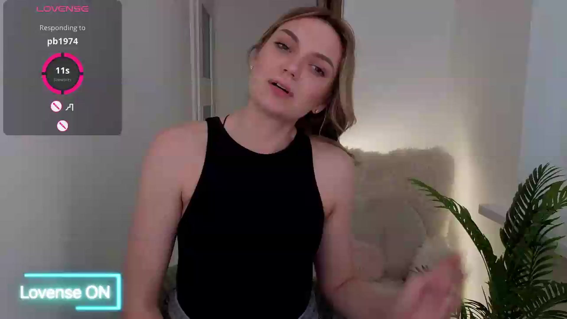 Gallery image thumbnail from AshleyMimi's myfreecams stream on, 05/31/2026, 18:31 image 18 of 20