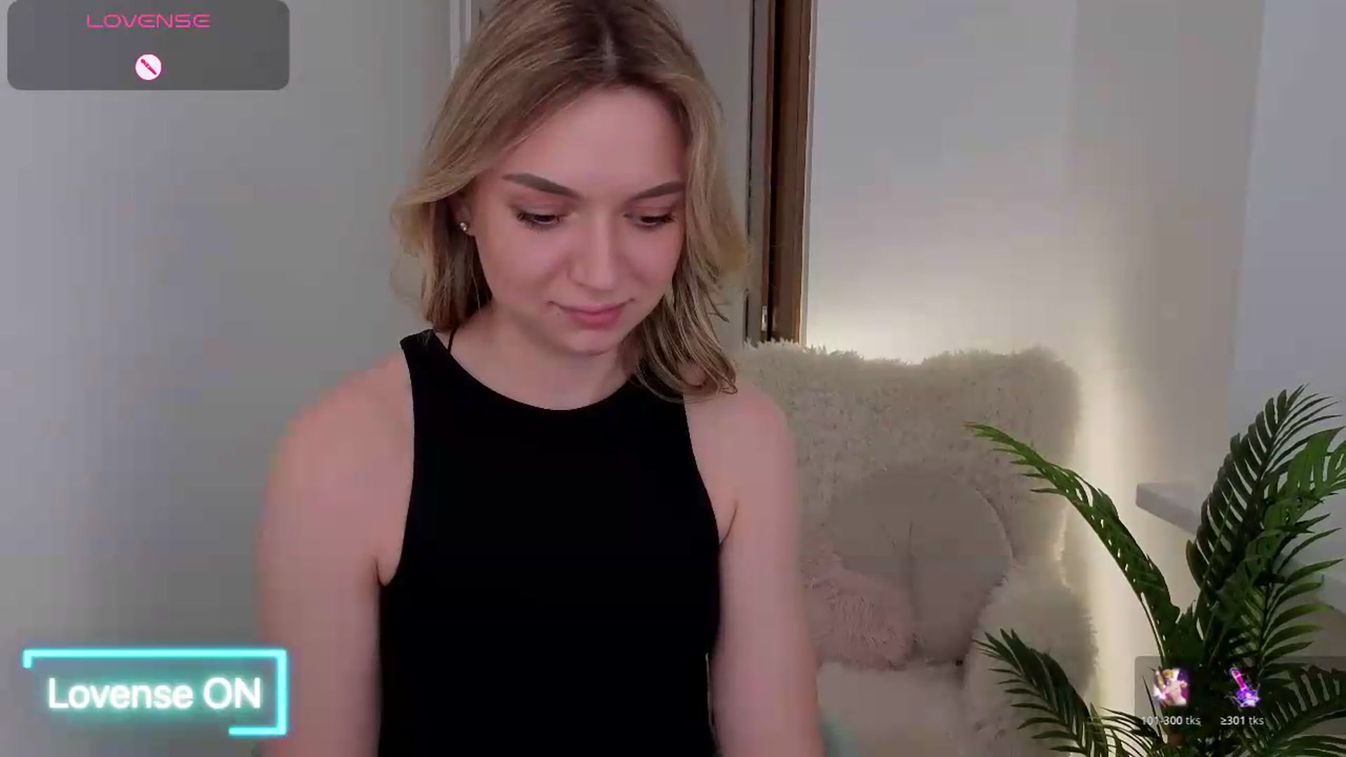 Gallery image thumbnail from AshleyMimi's myfreecams stream on, 05/31/2026, 19:50 image 6 of 20