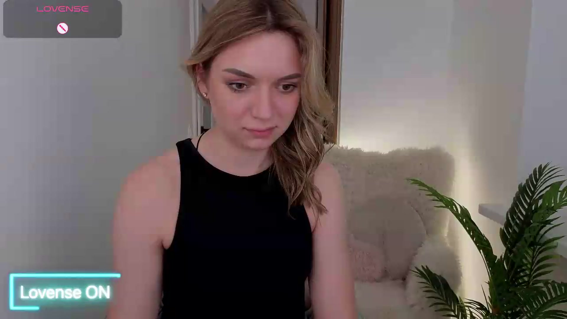 Gallery image thumbnail from AshleyMimi's myfreecams stream on, 05/31/2026, 19:50 image 3 of 20