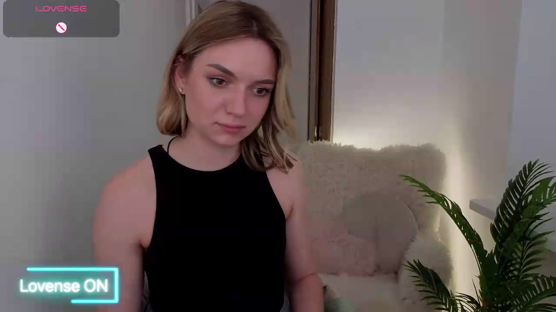 Gallery image thumbnail from AshleyMimi's myfreecams stream on, 05/31/2026, 19:50 image 19 of 20